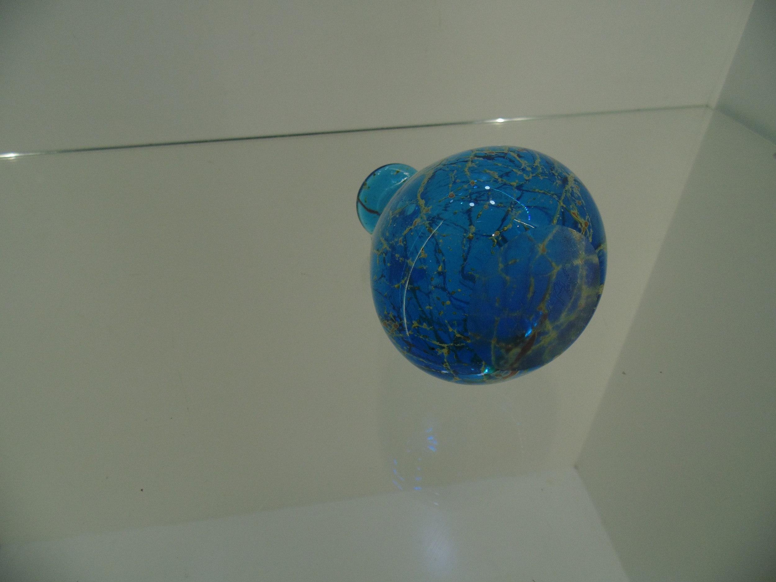 Medina blue glass vase - Image 2 of 3