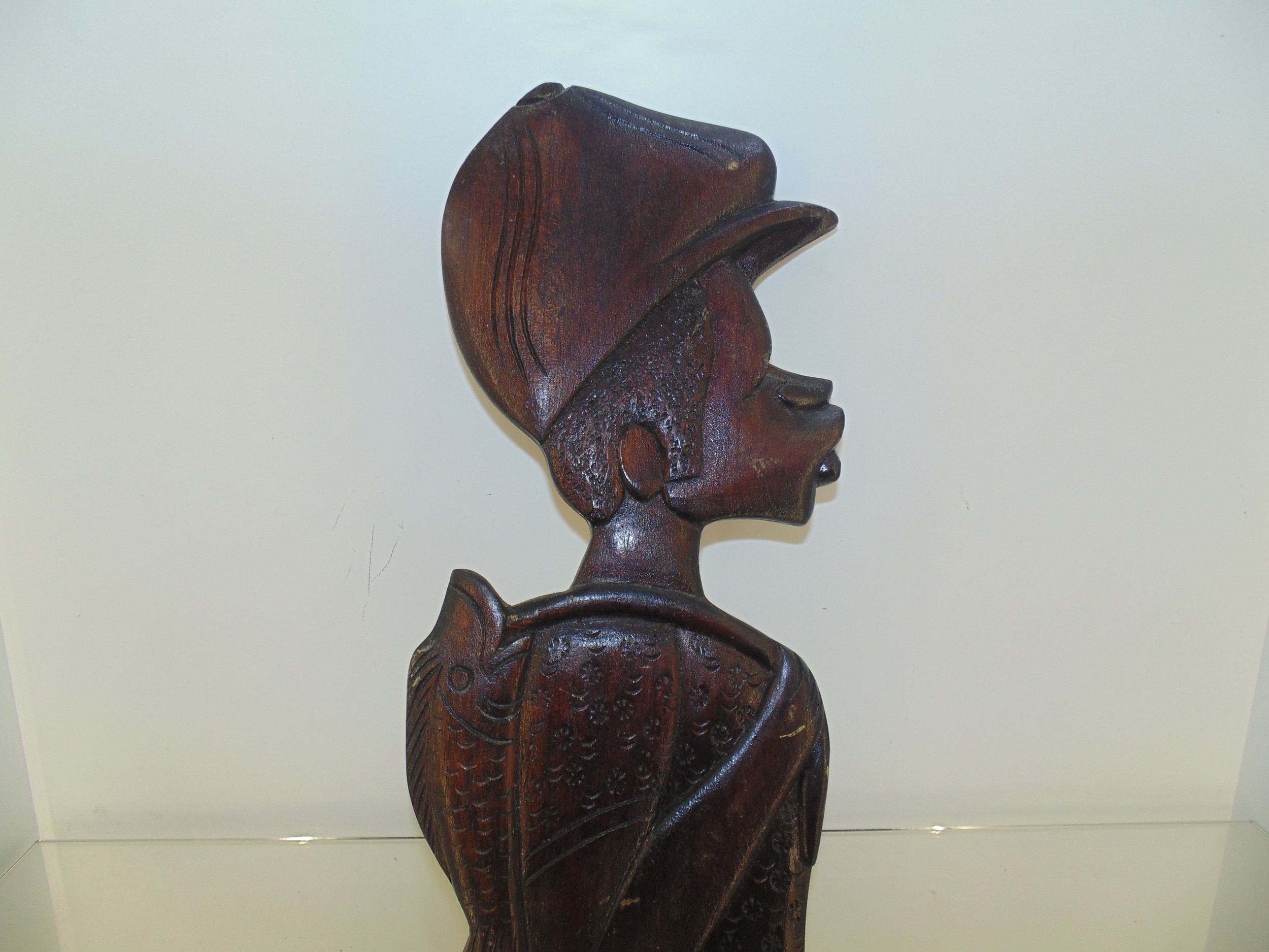 African tribal art wall plaque of an African boy - Image 3 of 3