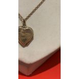 9ct gold heart shape locket