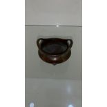 chinese cauldron bronze stamped to underside
