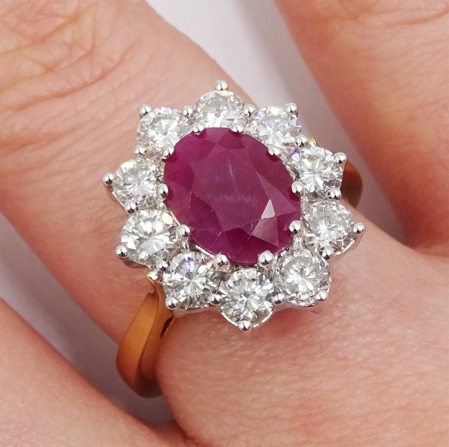 18ct gold ruby and diamond cluster ring - Image 2 of 6