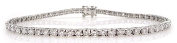 18ct white gold diamond line bracelet