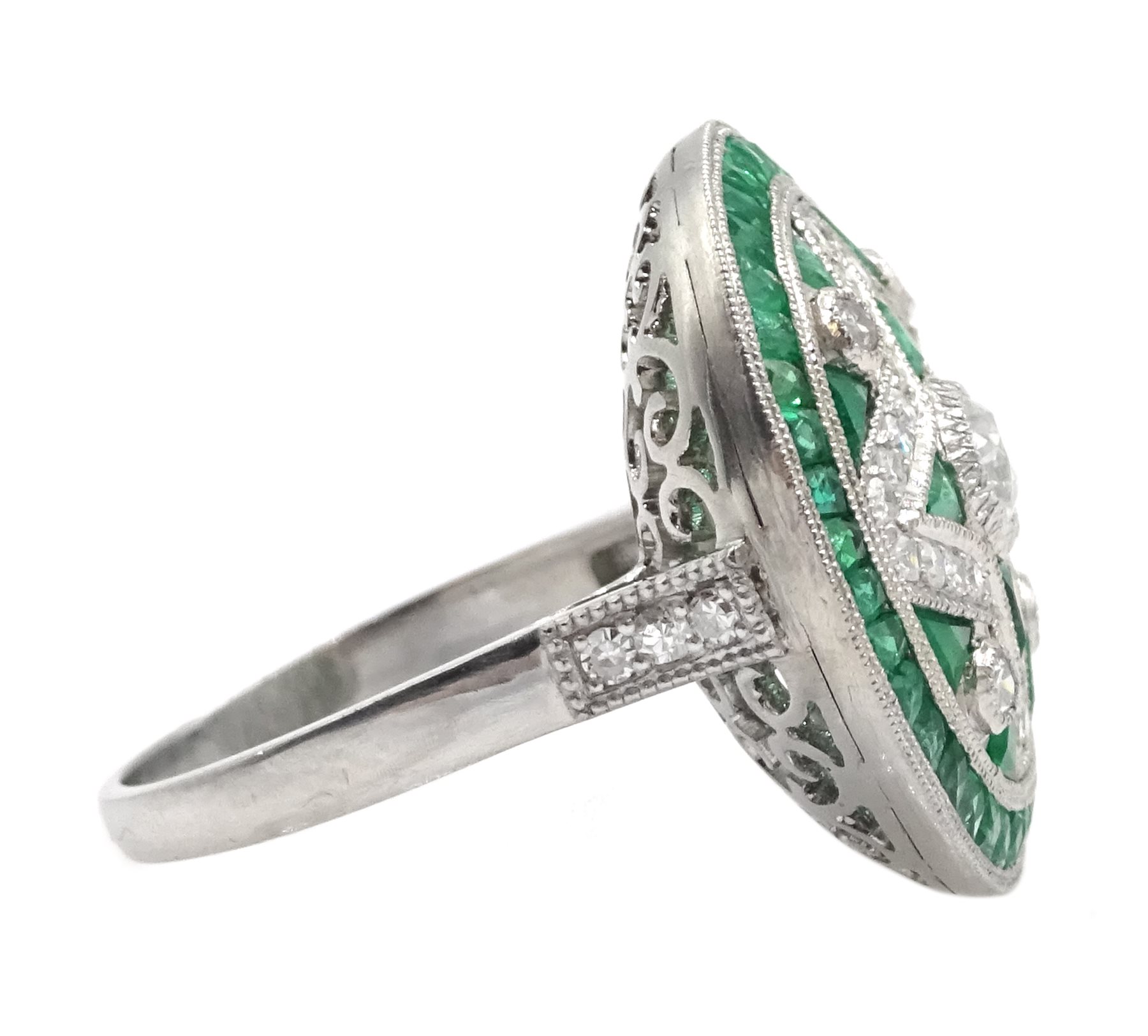Platinum circular diamond and emerald, fancy design dress ring - Image 4 of 6