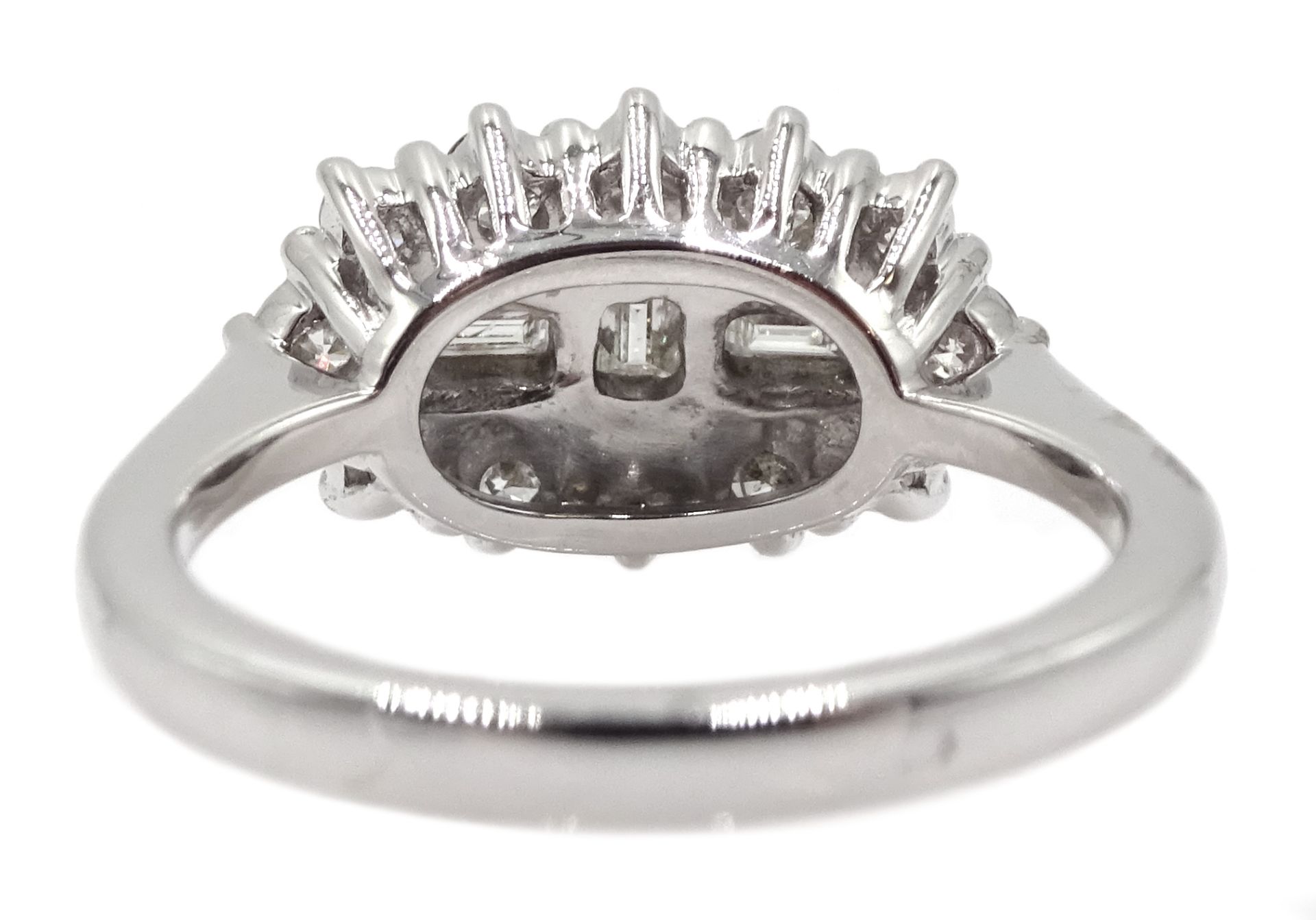 18ct white gold and diamond cluster ring - Image 6 of 6