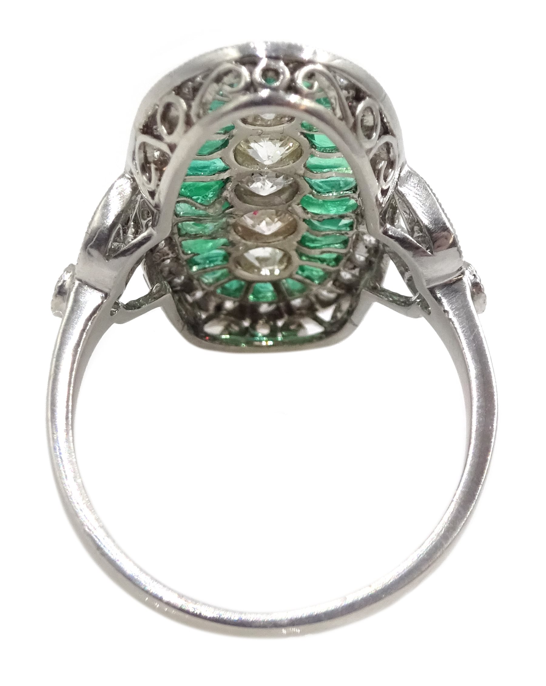 Platinum calibre cut emerald and round brilliant cut diamond oval panel ring - Image 6 of 6