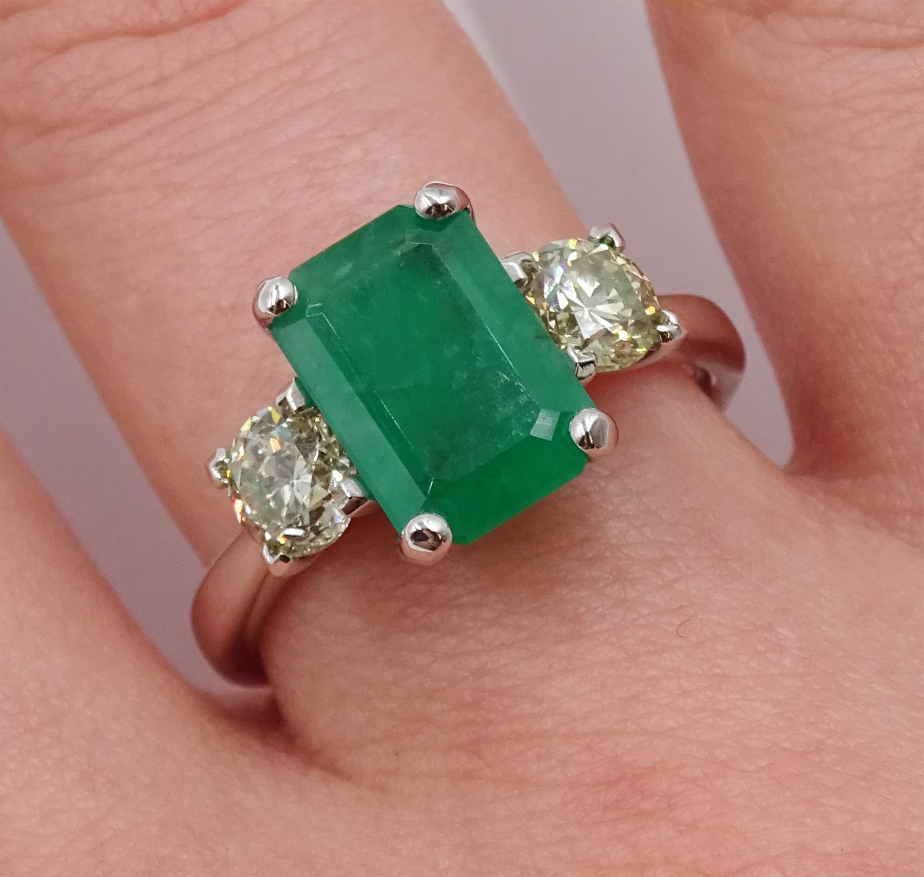 18ct white gold emerald and diamond three stone ring - Image 2 of 7