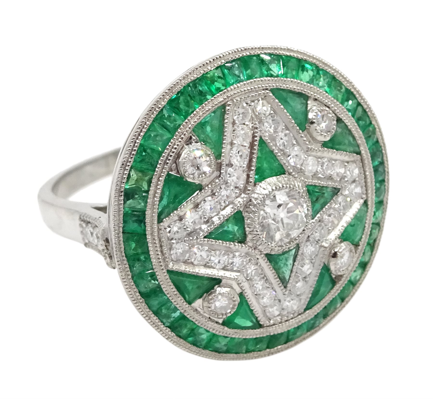 Platinum circular diamond and emerald, fancy design dress ring - Image 3 of 6