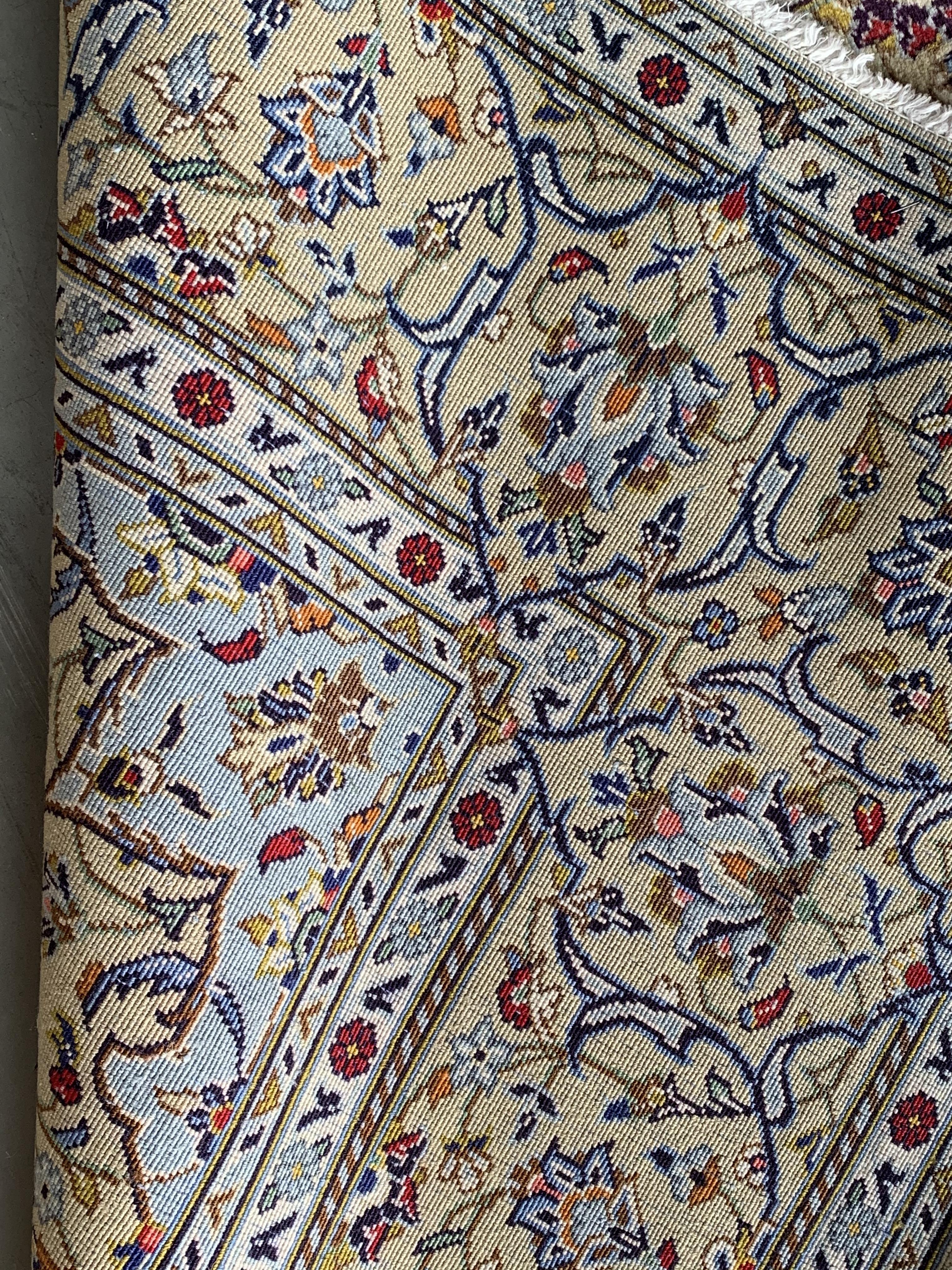 Fine Persian Kashan rug - Image 6 of 6