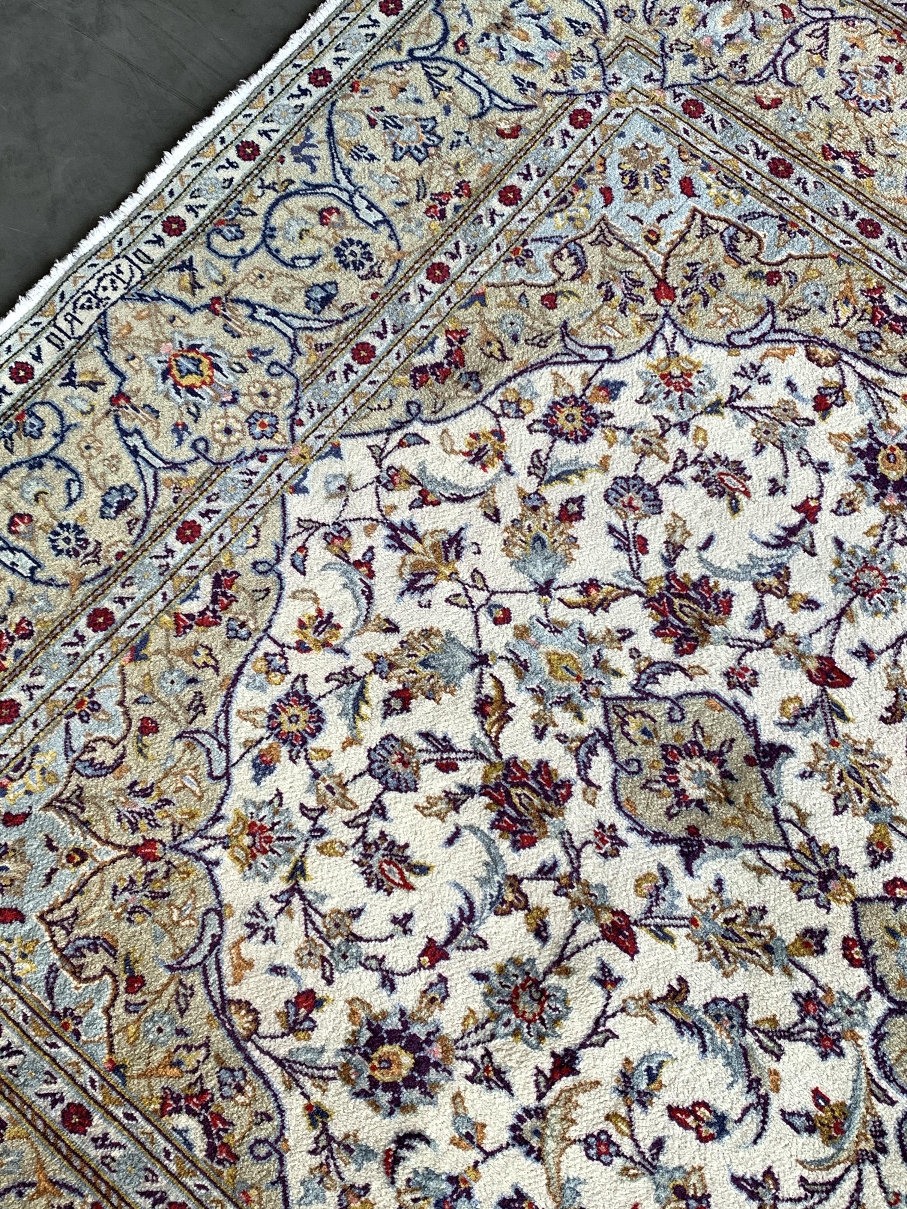 Fine Persian Kashan rug - Image 5 of 6