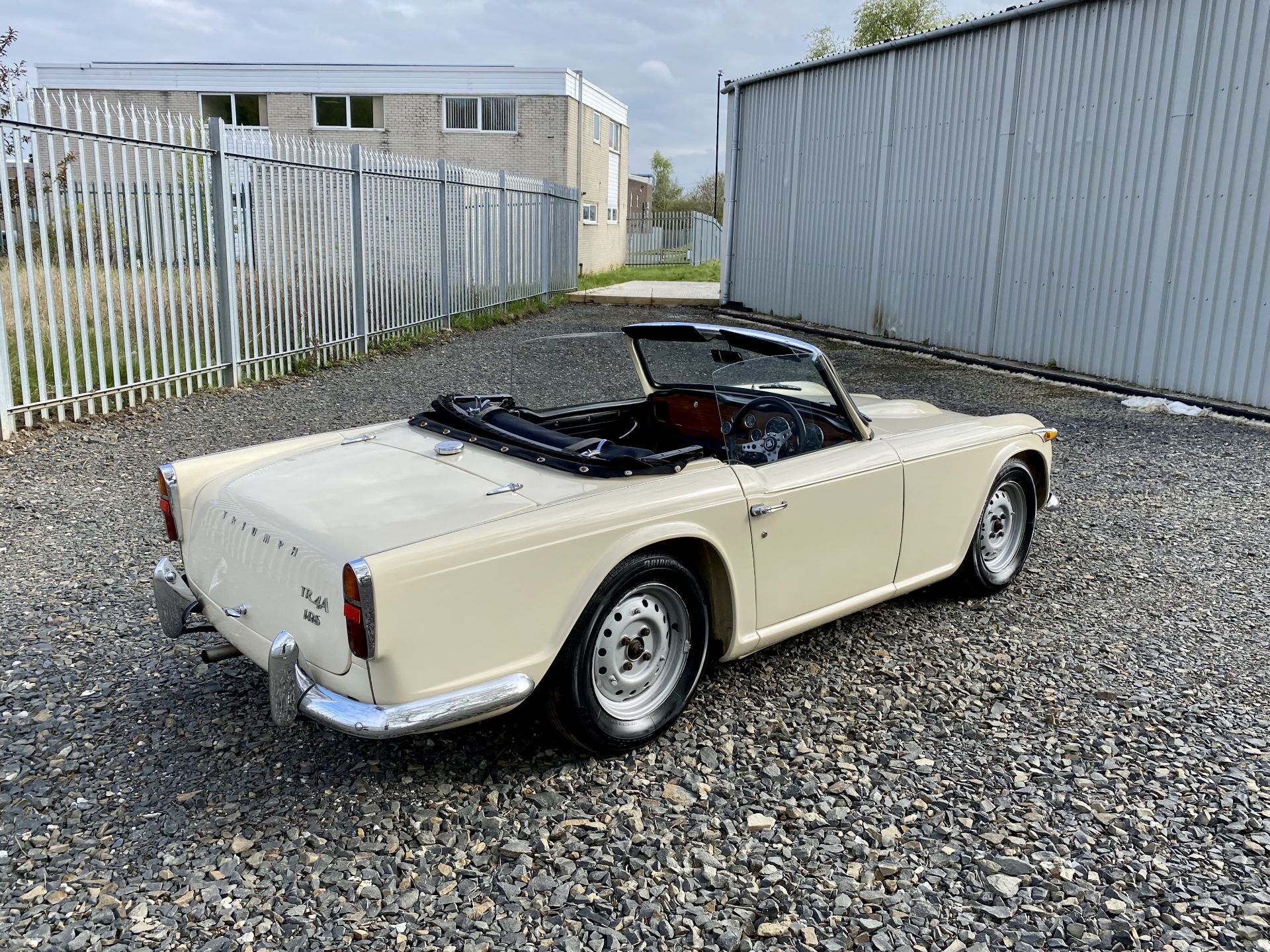 Triumph TR4A - Image 23 of 53