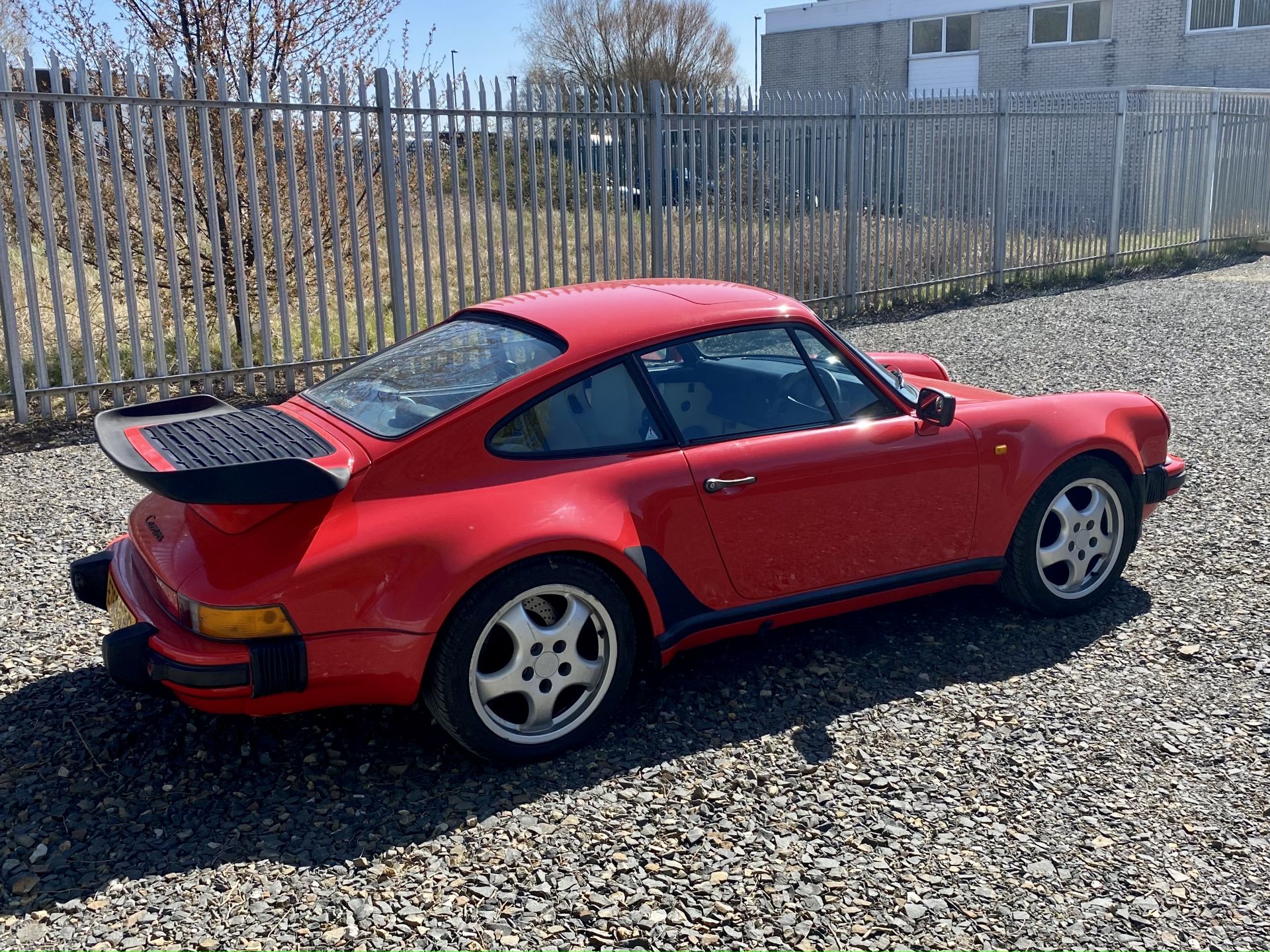 Porsche 911 SuperSport - Image 5 of 45