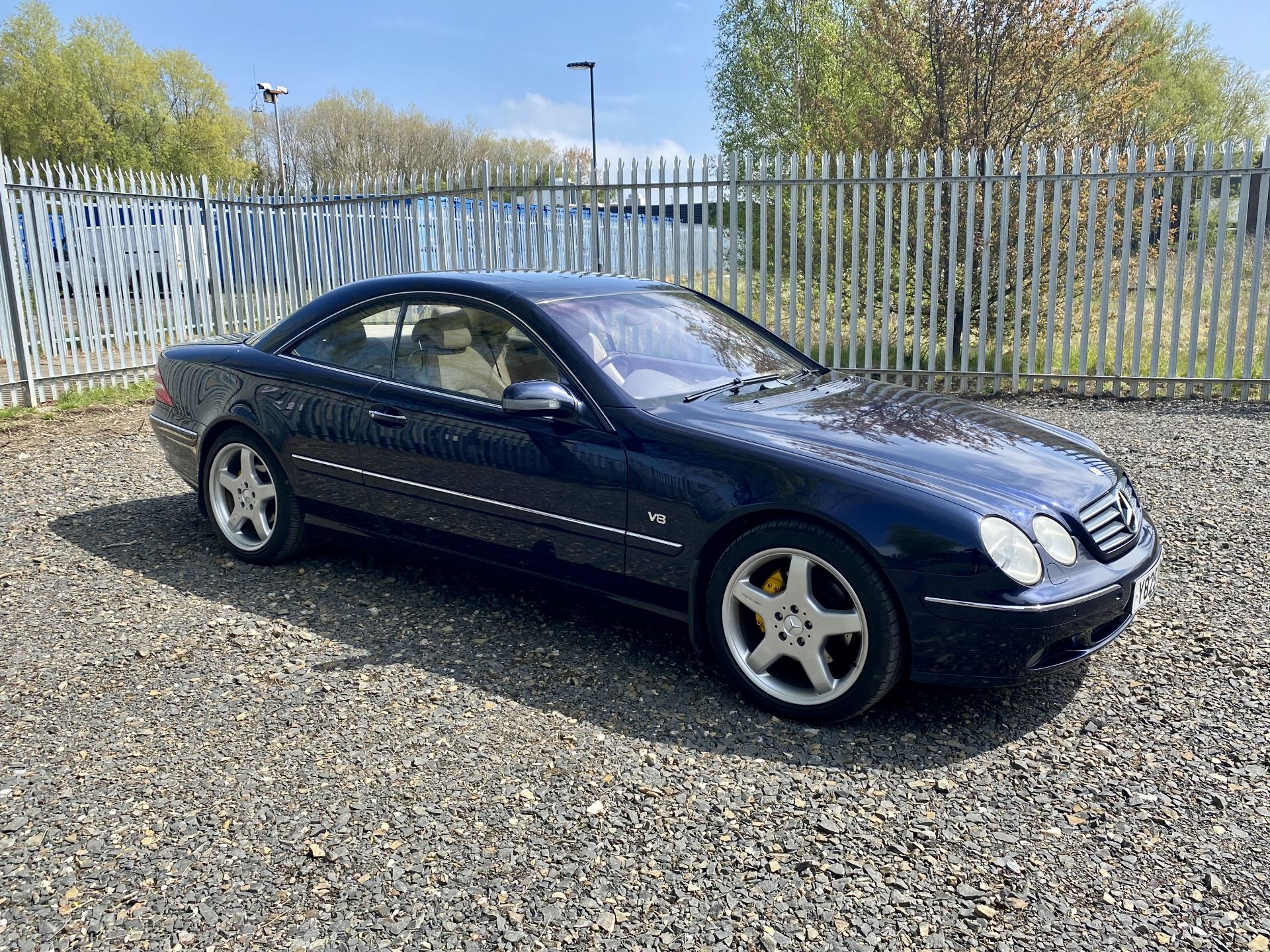 Mercedes CL500 - Image 3 of 43