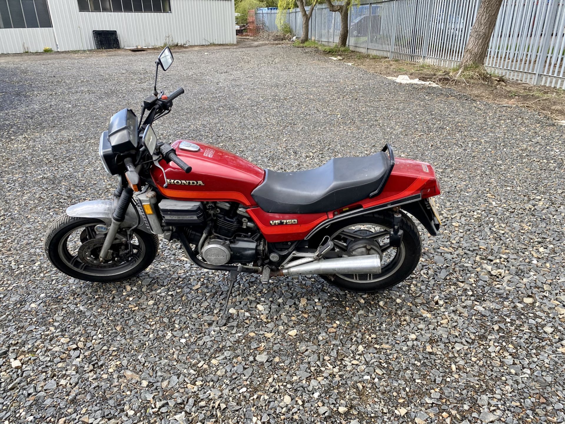 Honda VF750 - Image 11 of 23