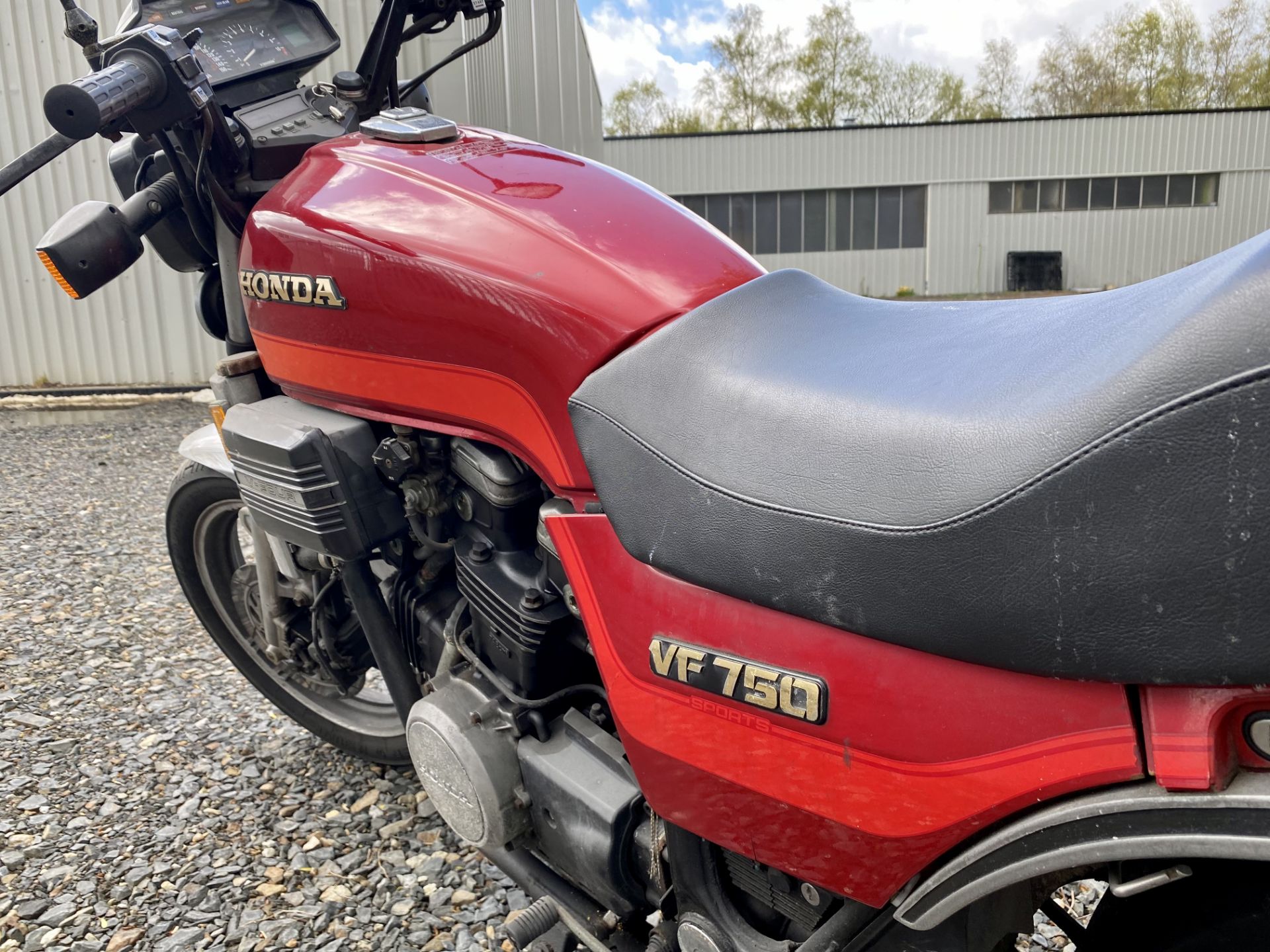 Honda VF750 - Image 15 of 23