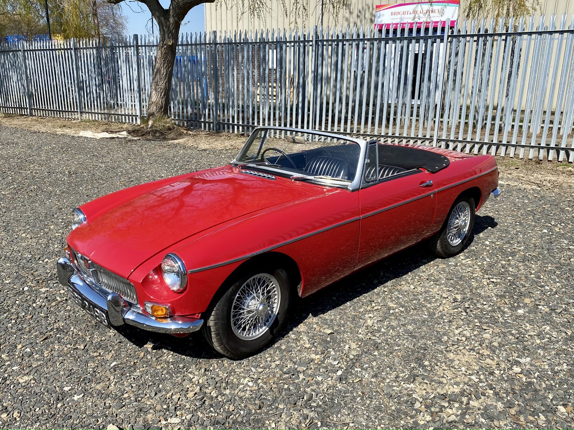 MGB Roadster - Image 57 of 60