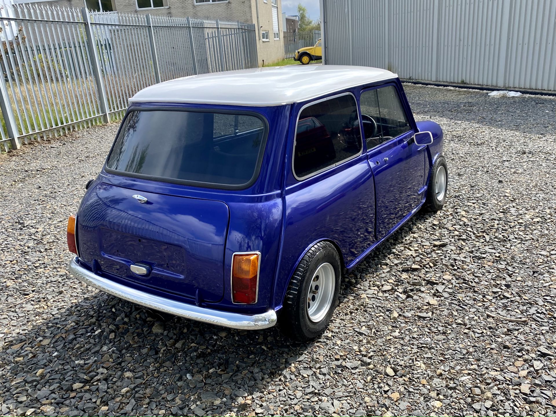 Mini MK2  - Image 6 of 42