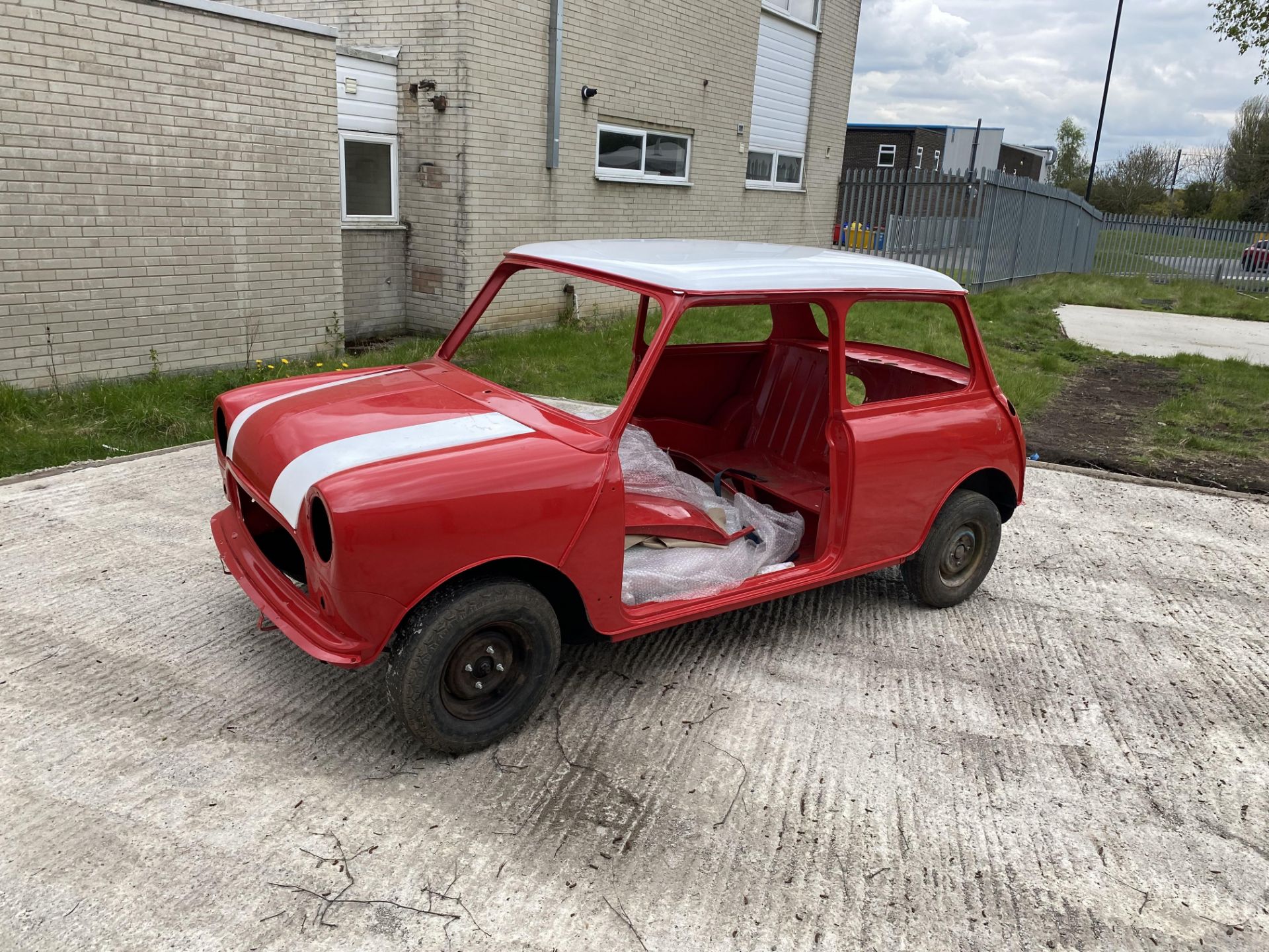 Mini Rolling Shell 1967 - Image 13 of 19