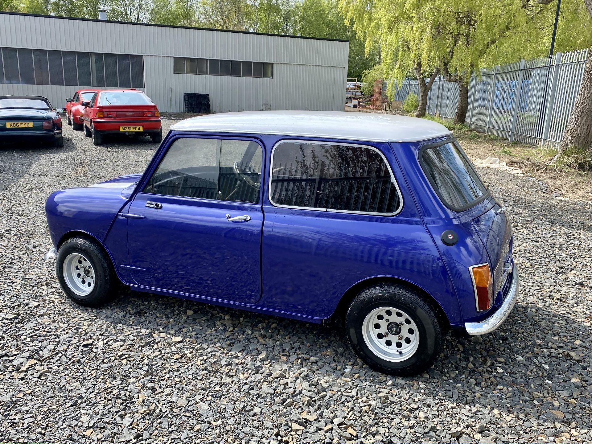 Mini MK2  - Image 11 of 42