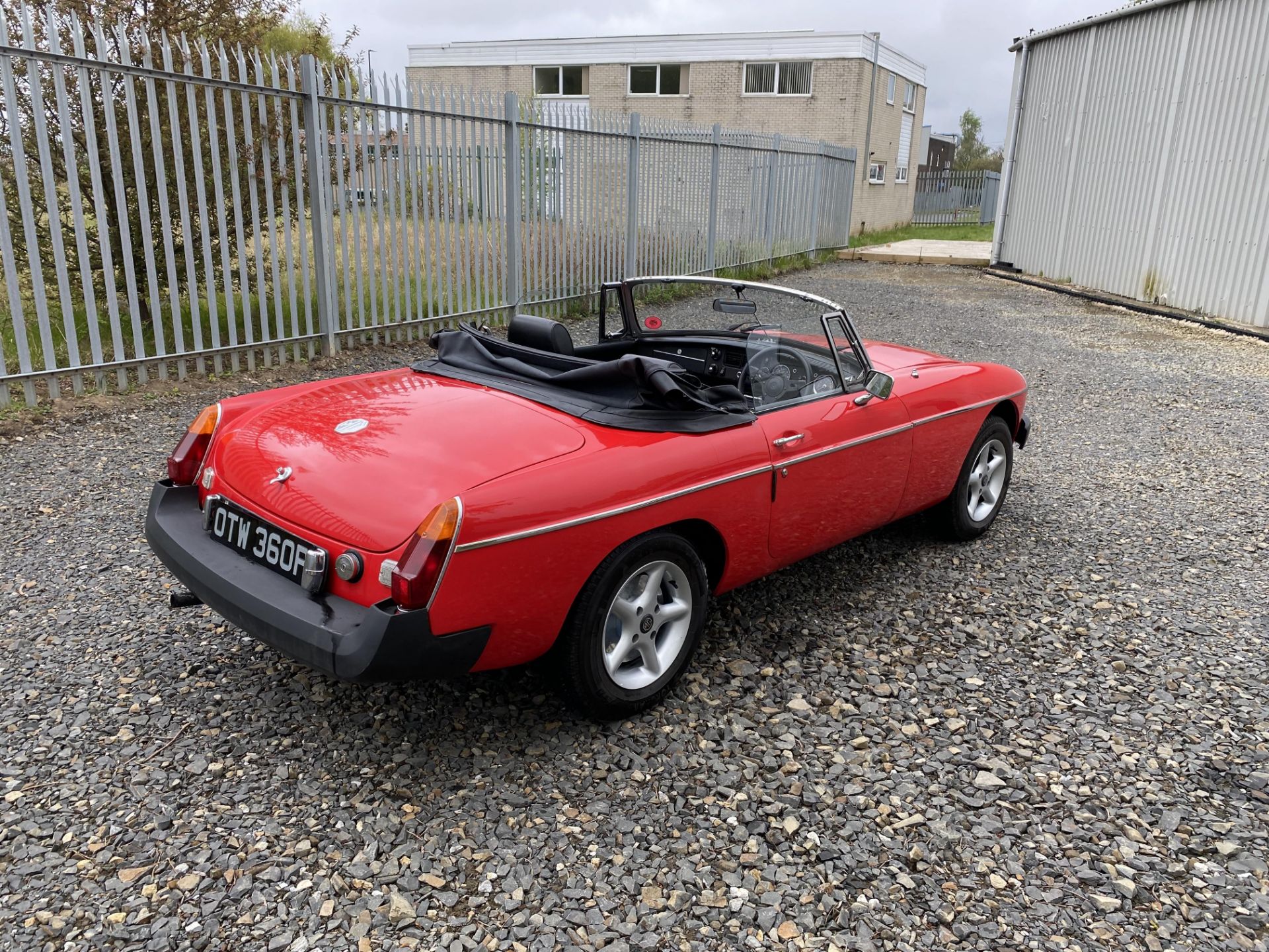 MGB Roadster - Image 37 of 41