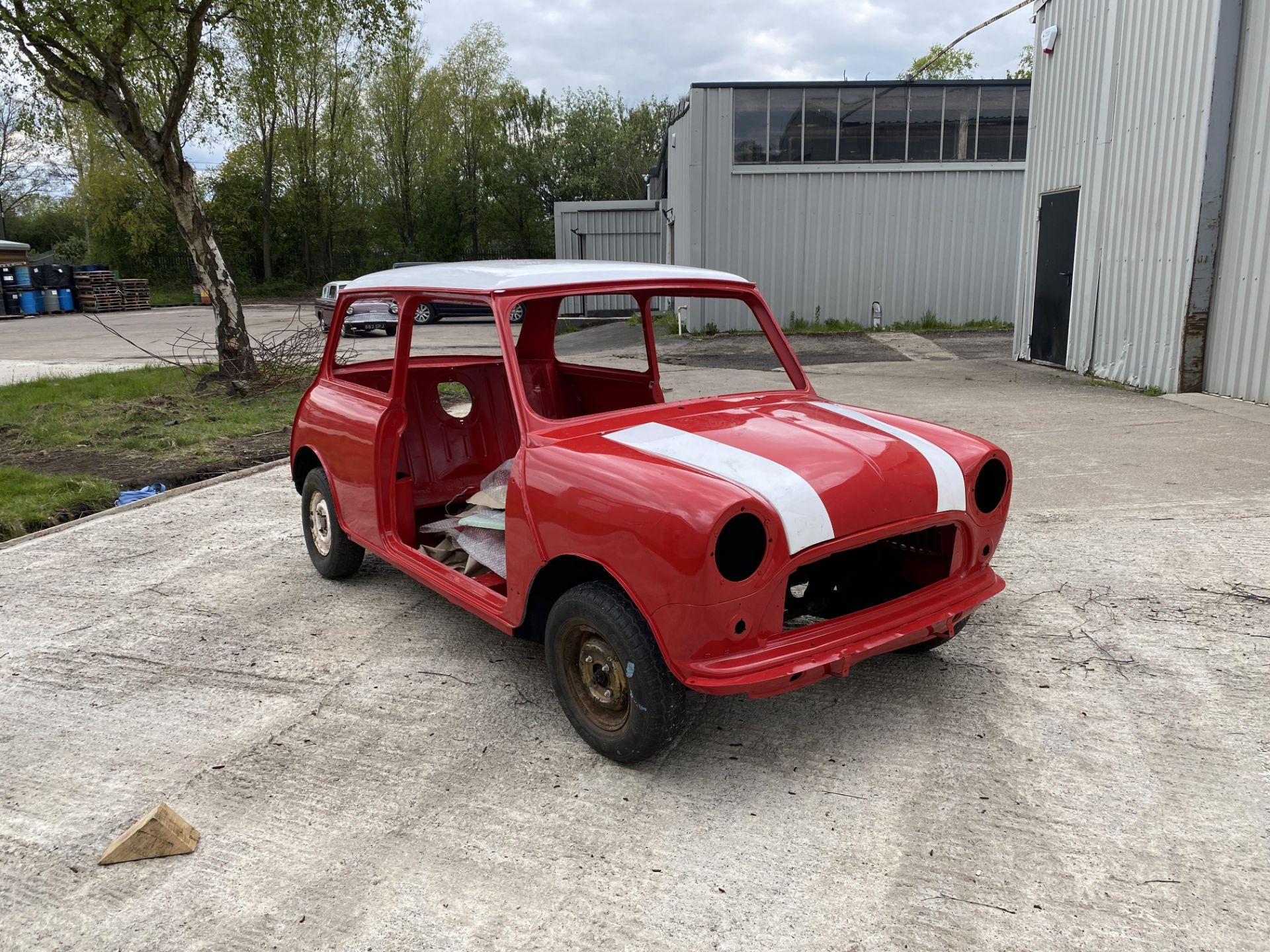 Mini Rolling Shell 1967 - Image 3 of 19