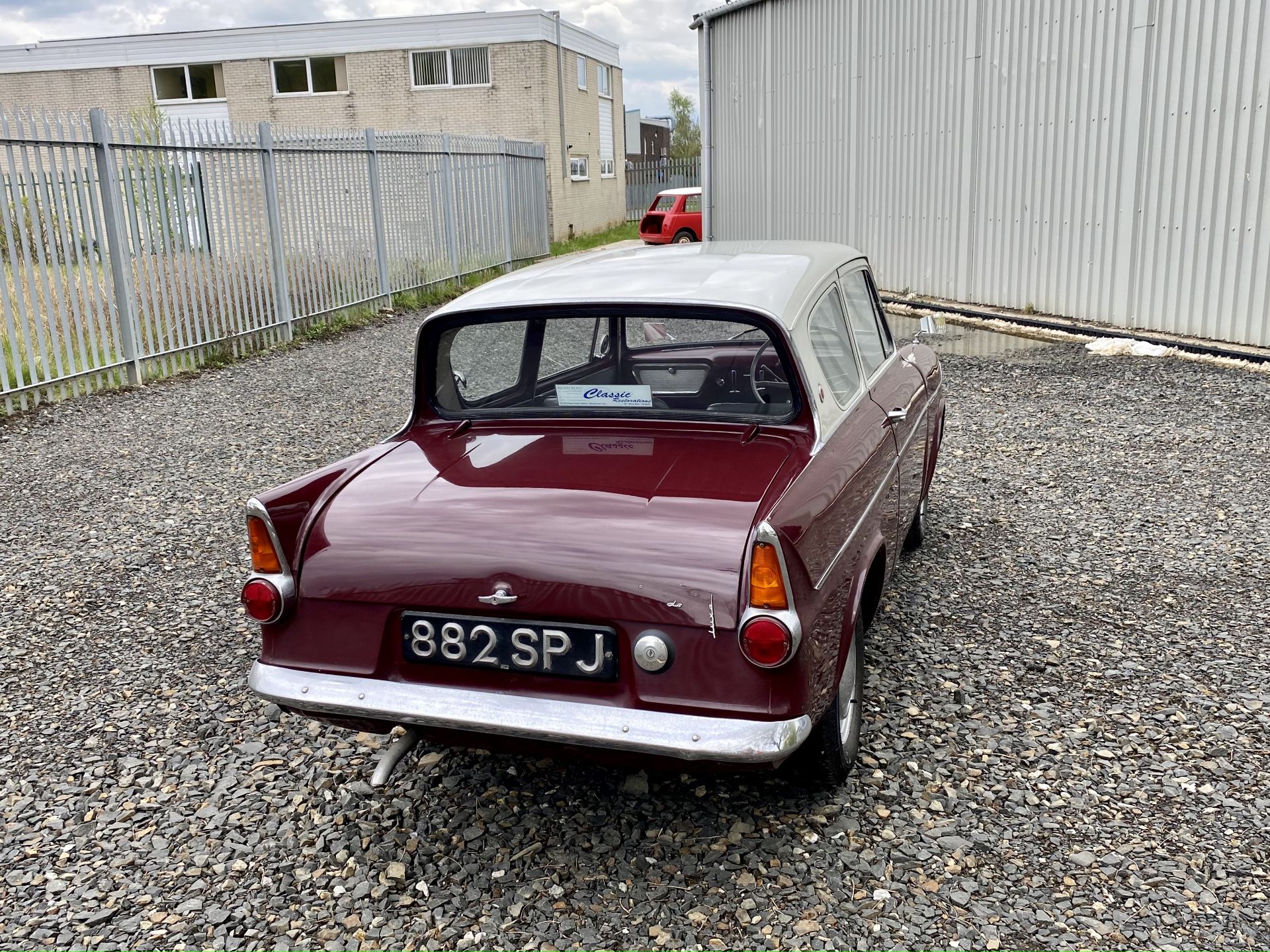 Ford Anglia - Image 9 of 41