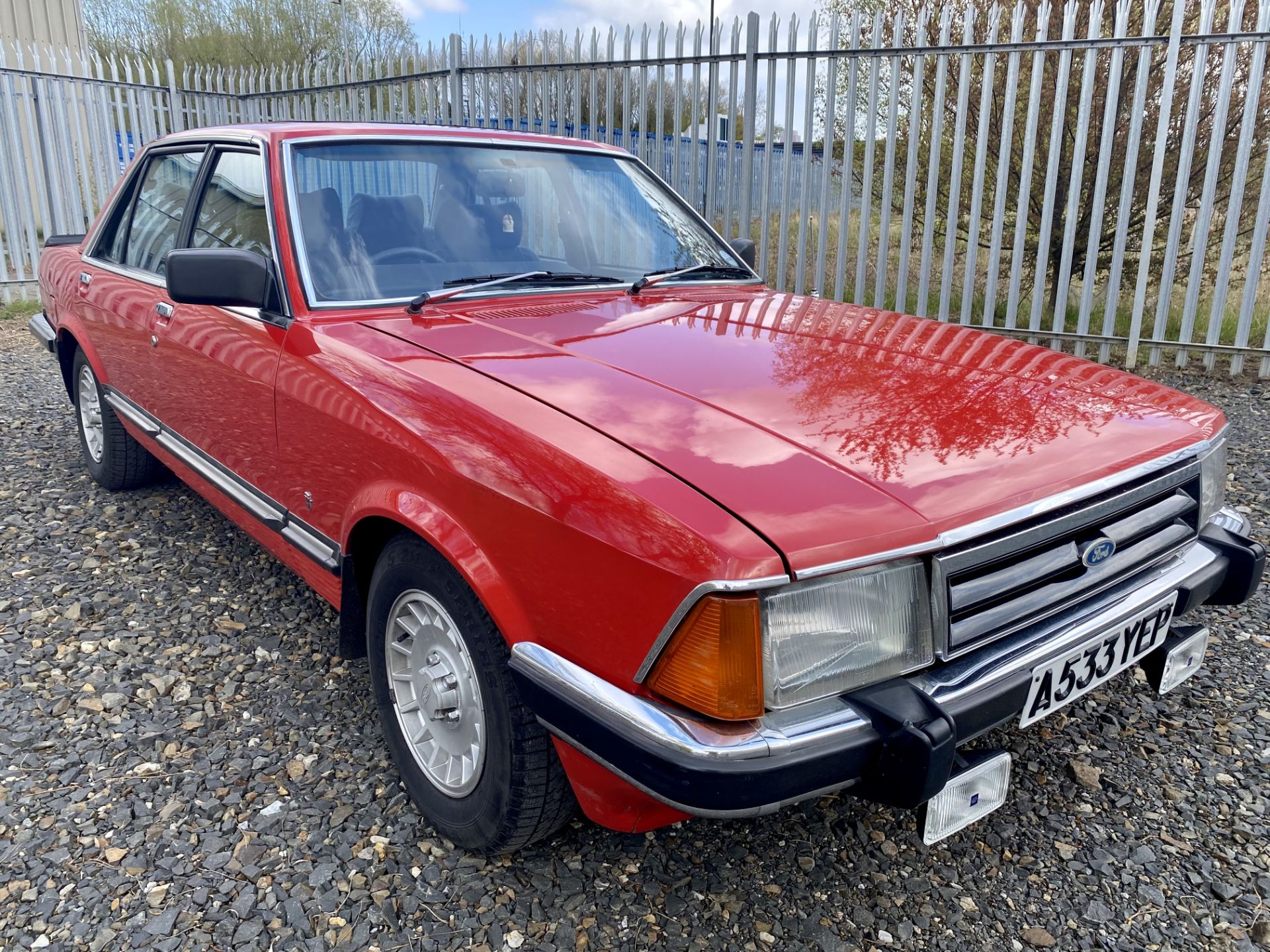 Ford Granada Ghia 3.0 - Image 34 of 51