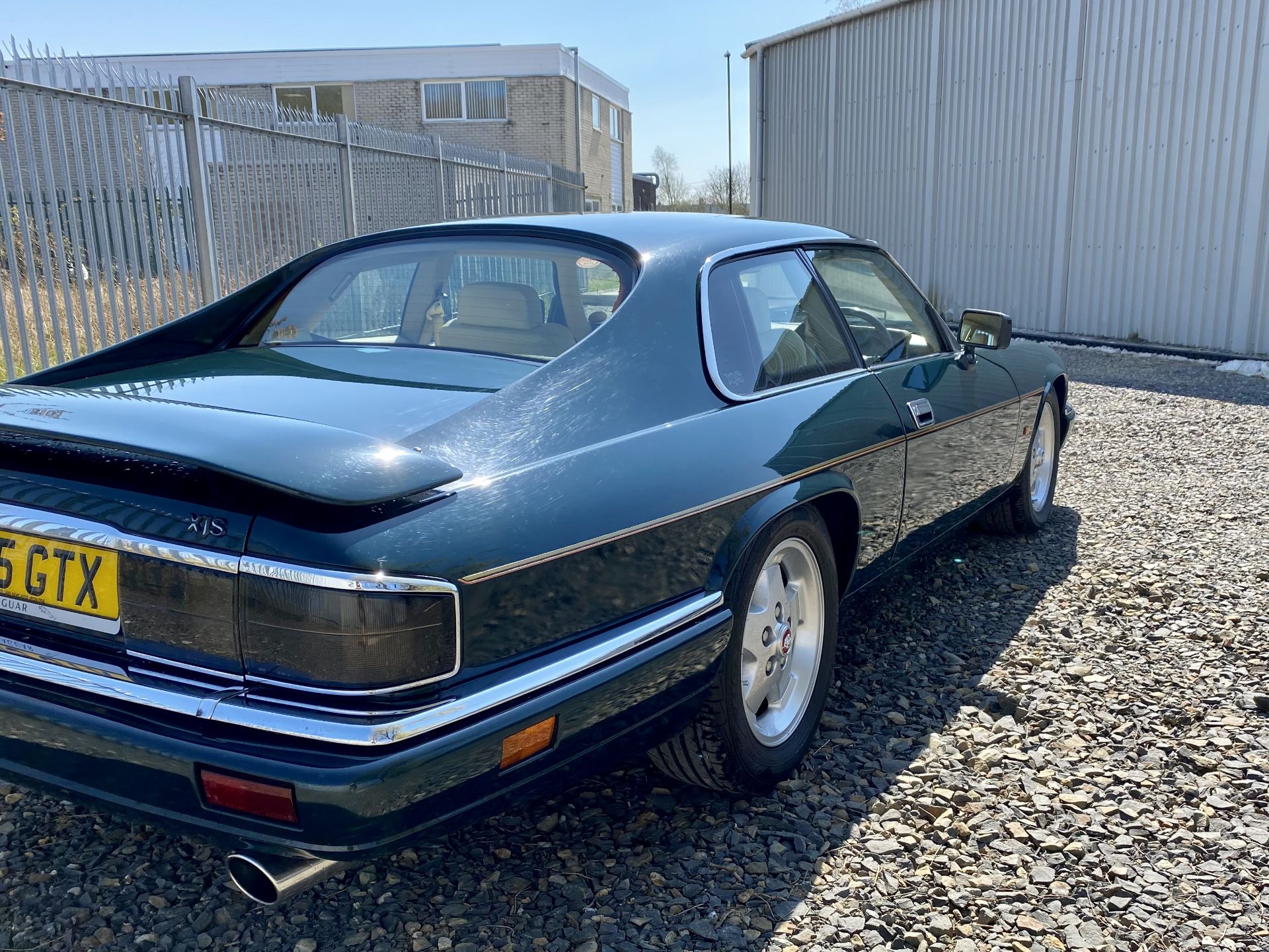 Jaguar XJS 4.0 Coupe - Image 26 of 64