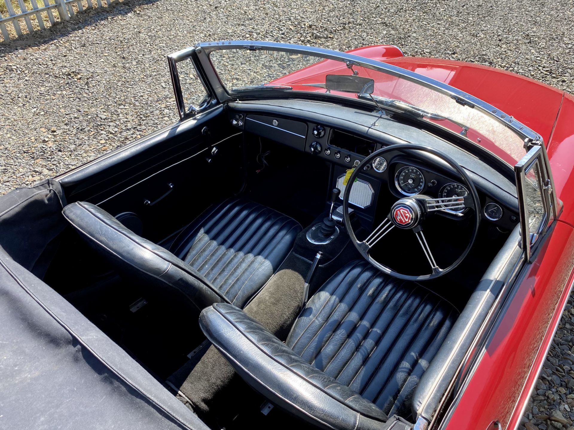 MGB Roadster - Image 59 of 60