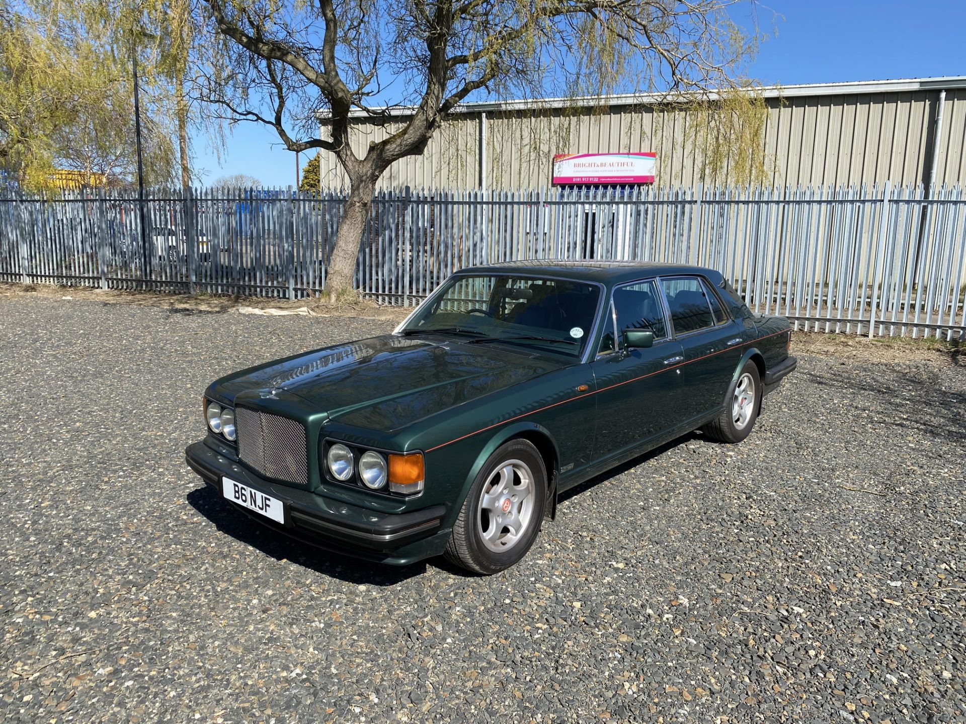 Bentley Turbo R - Image 4 of 57