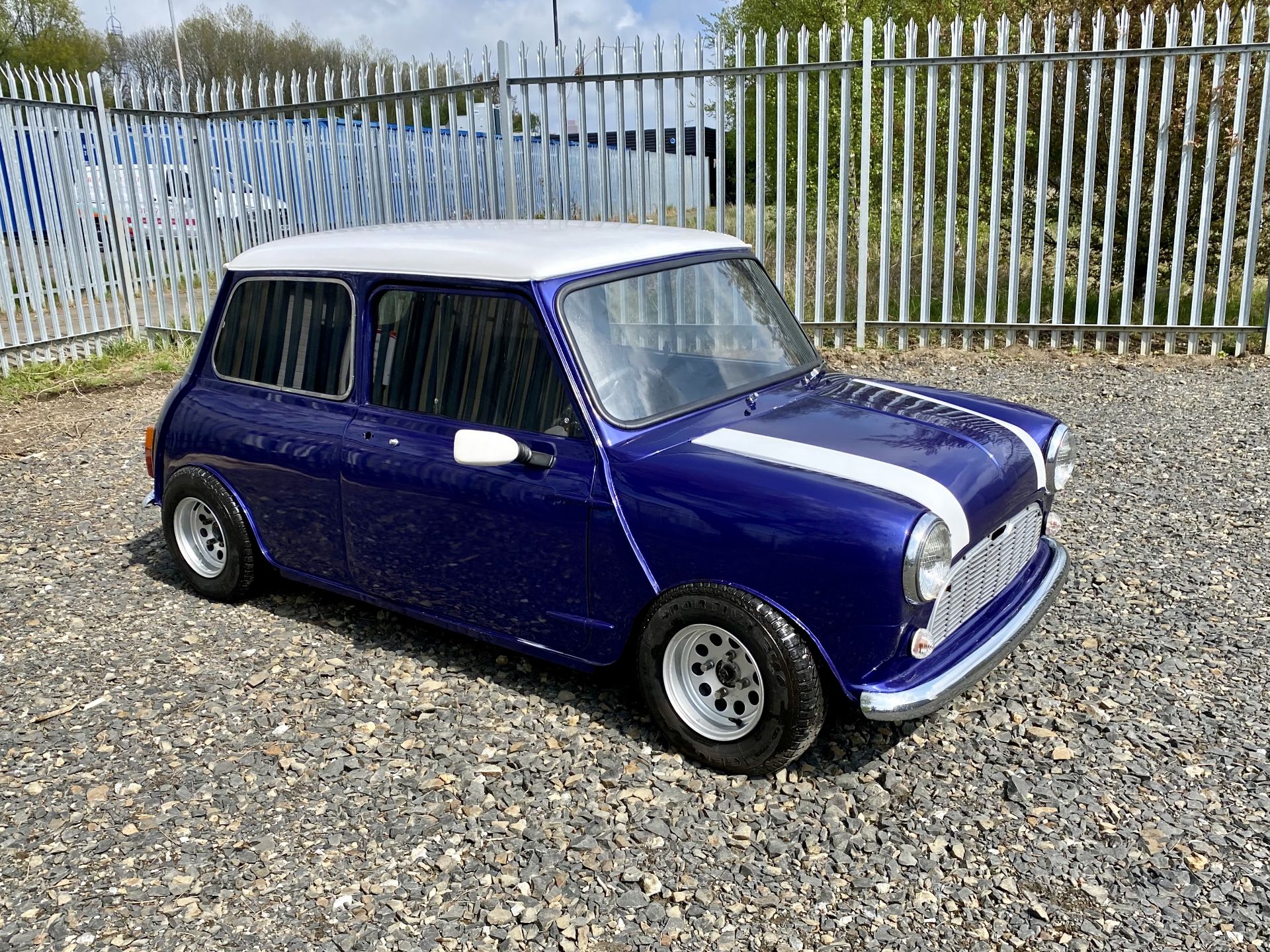 Mini MK2  - Image 2 of 42