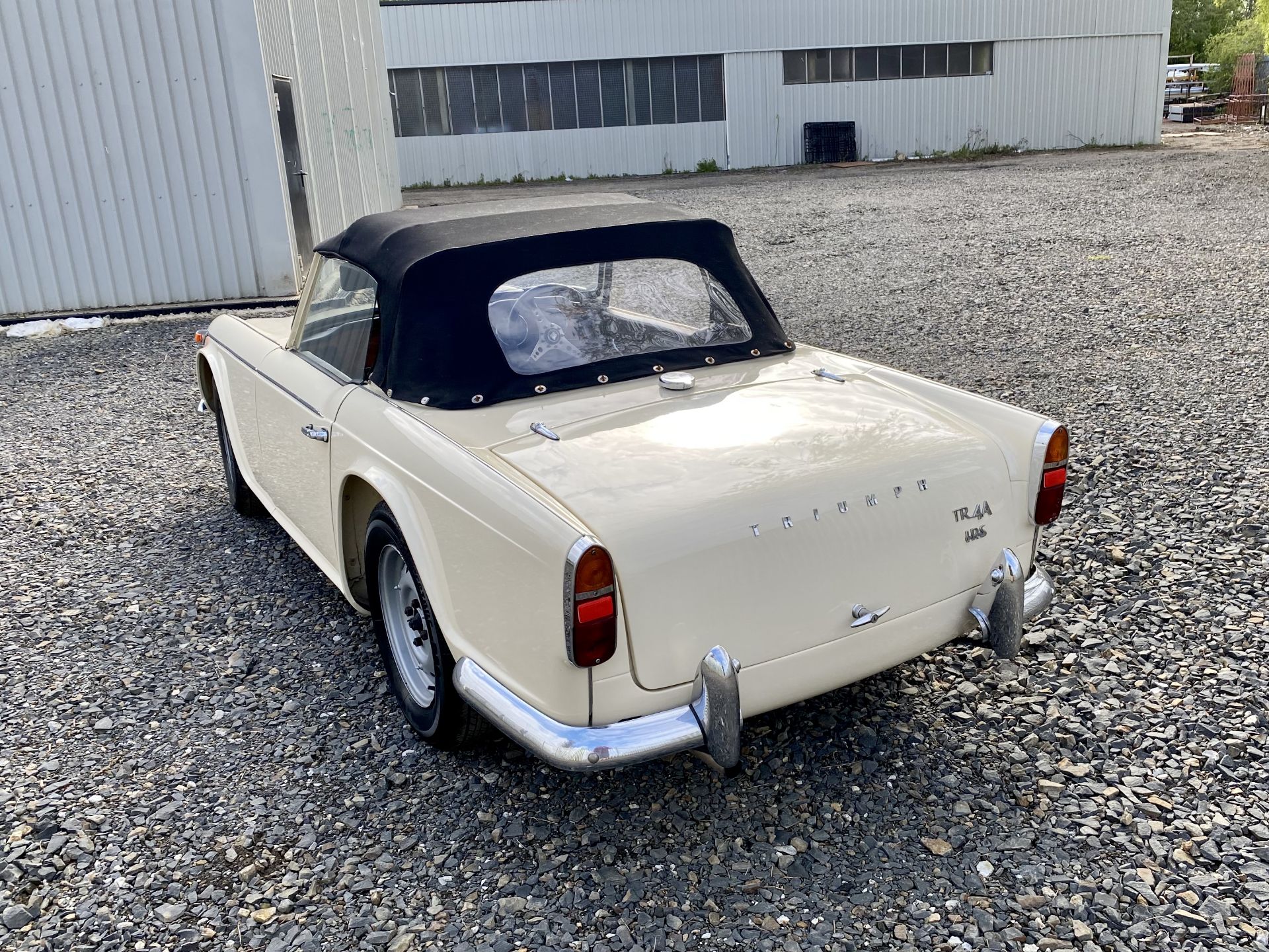 Triumph TR4A - Image 10 of 53