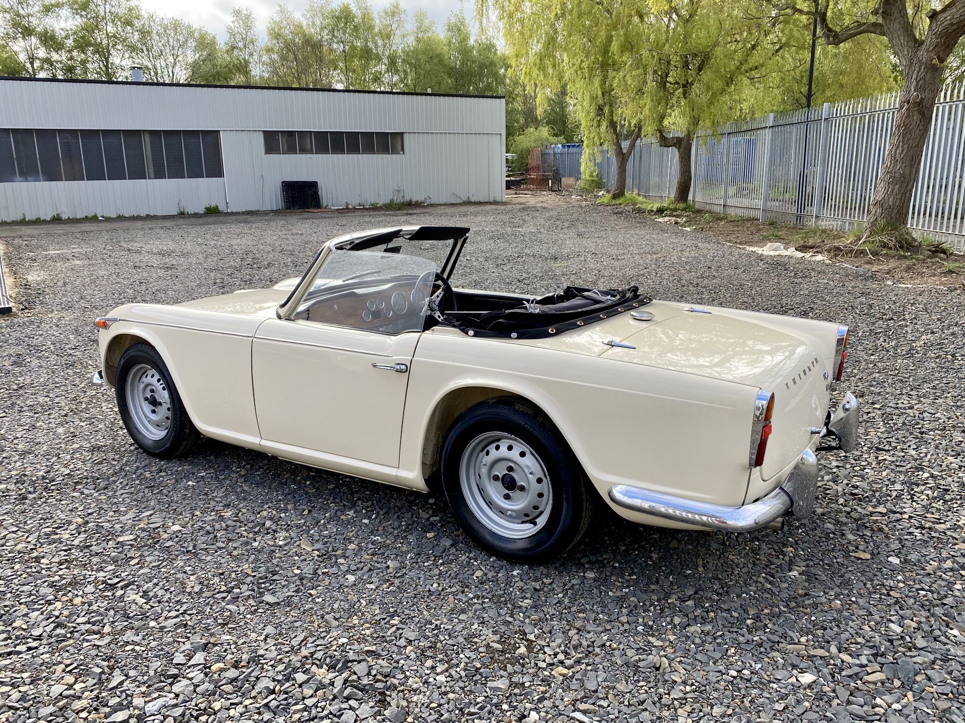 Triumph TR4A - Image 26 of 53