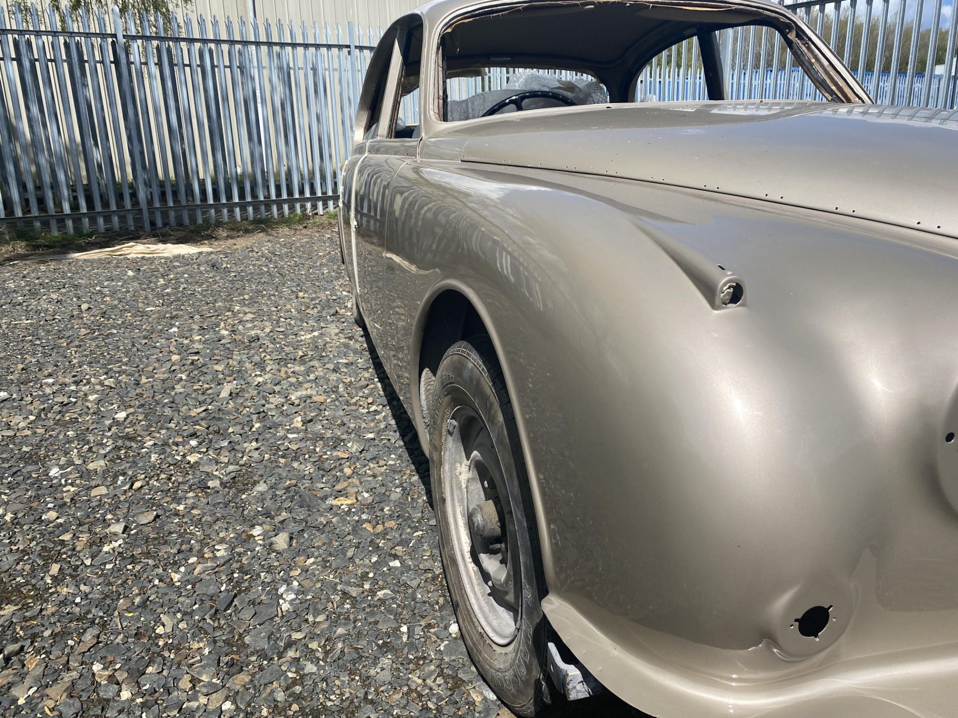 Daimler 250 Saloon - Image 14 of 20