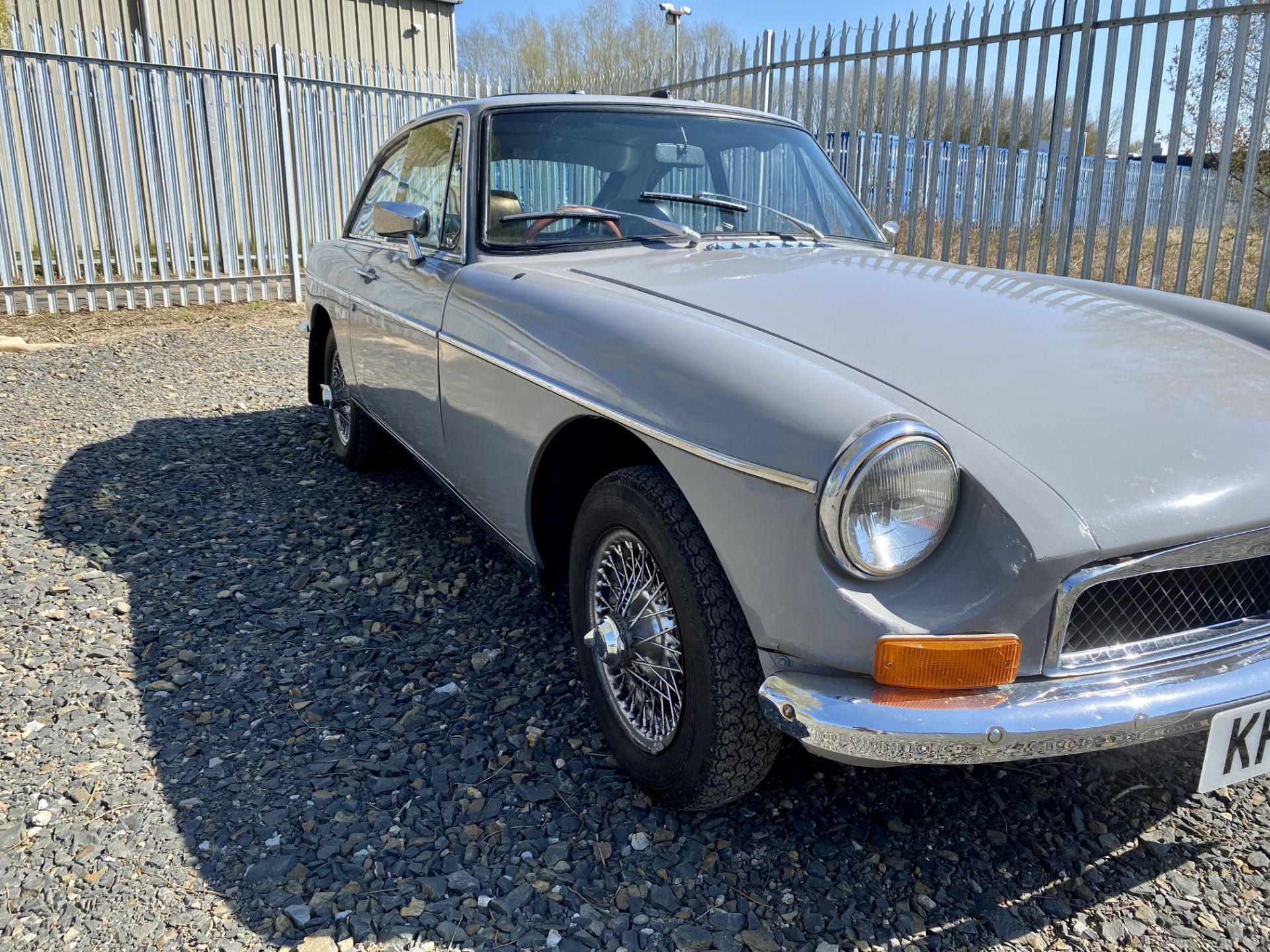 MGB GT - Image 18 of 47