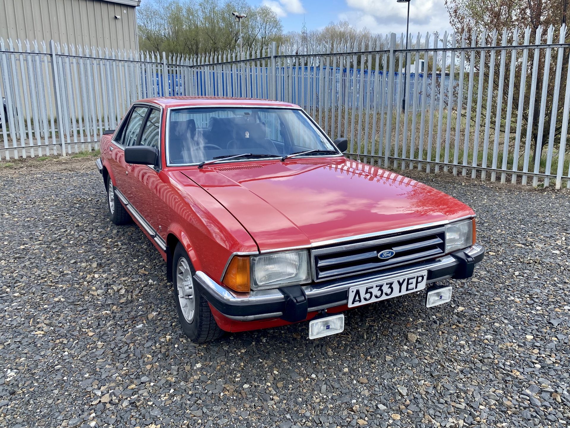 Ford Granada Ghia 3.0 - Image 33 of 51