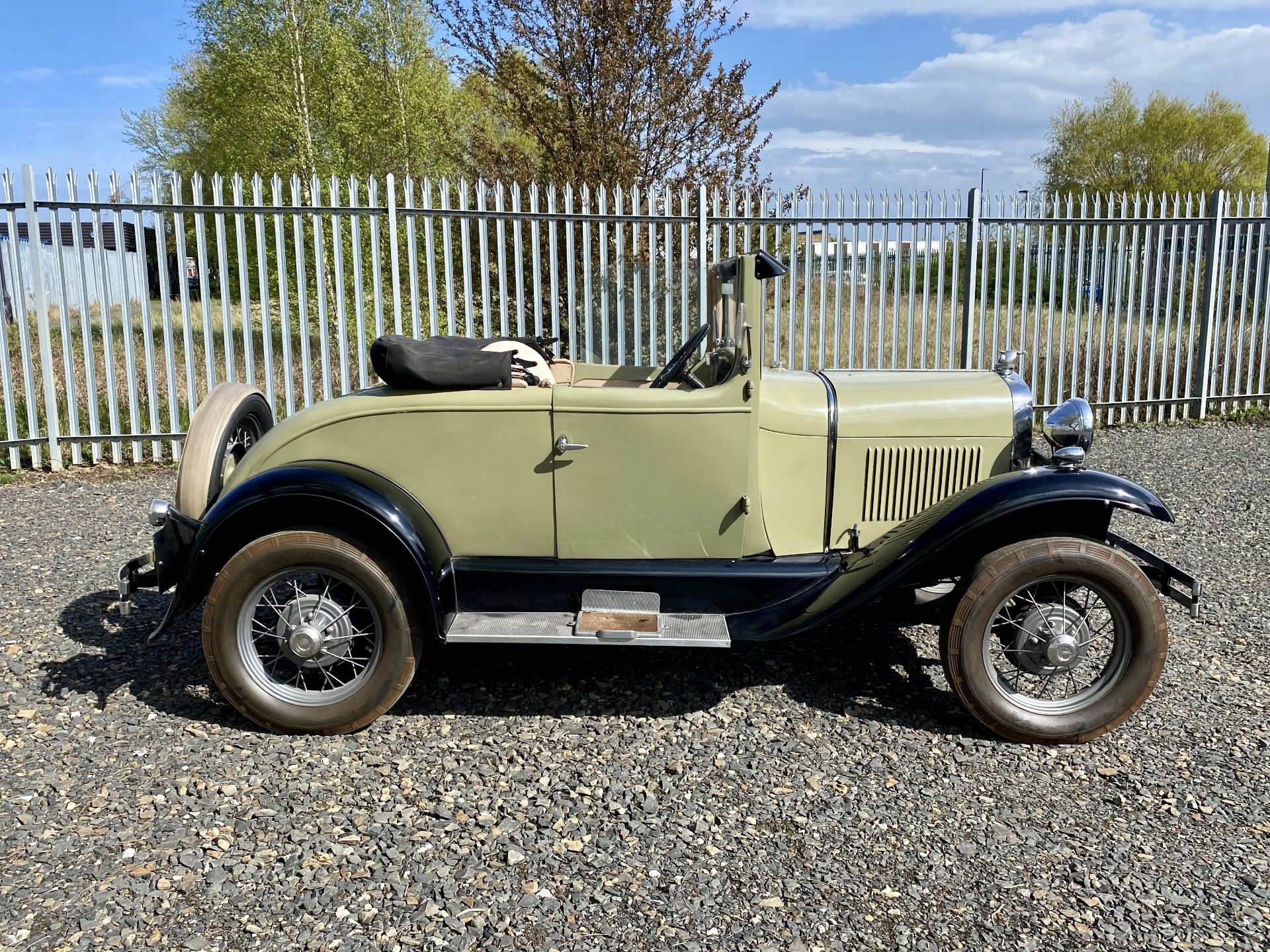 Ford Model A Roadster - Image 4 of 49