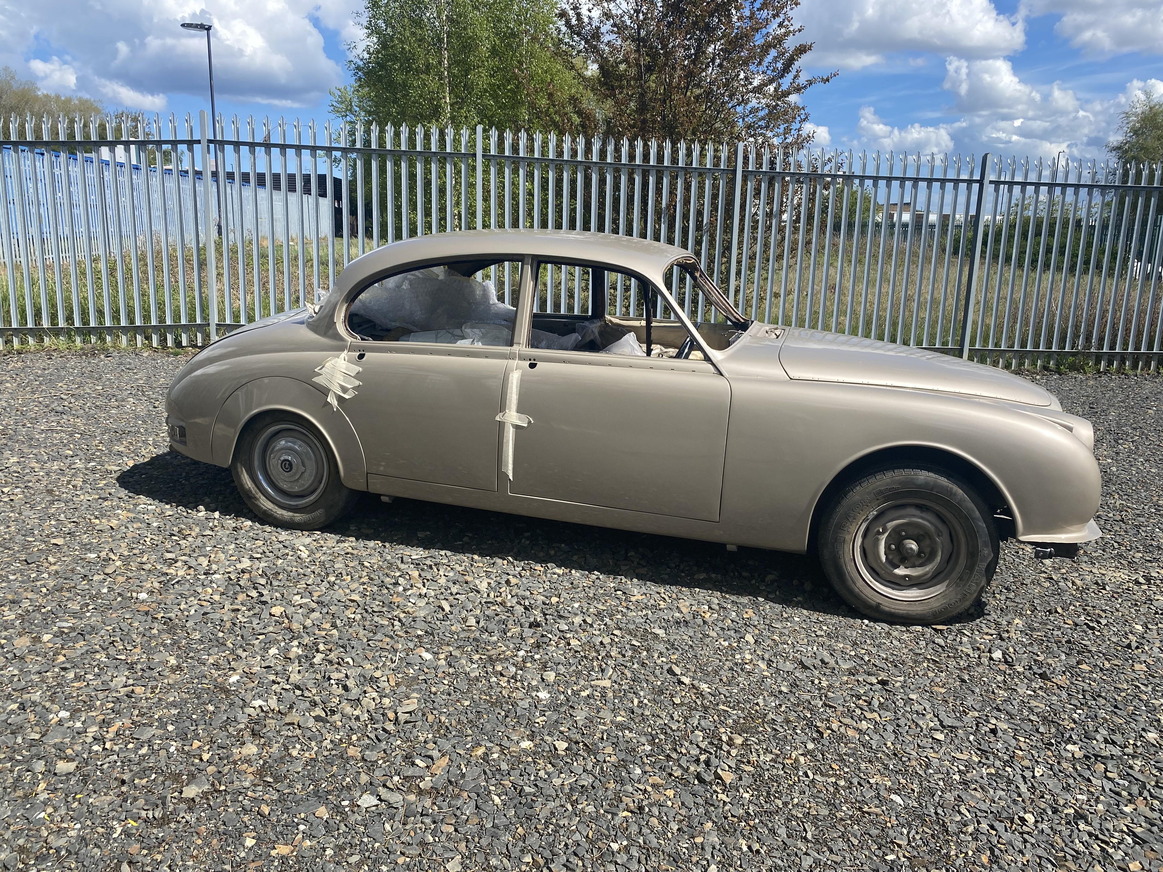 Daimler 250 Saloon - Image 3 of 20