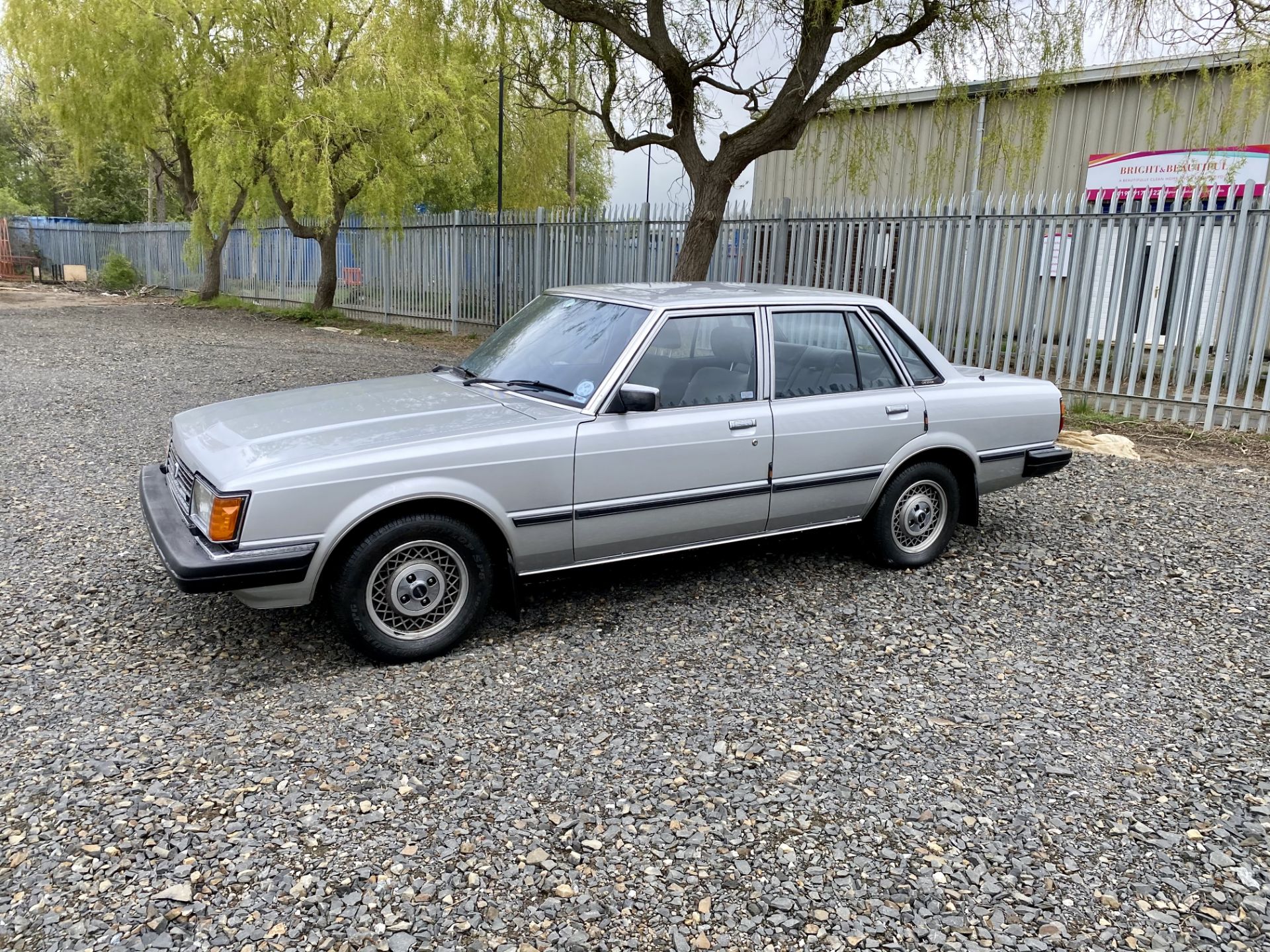 Toyota Cressida GL - Image 11 of 40