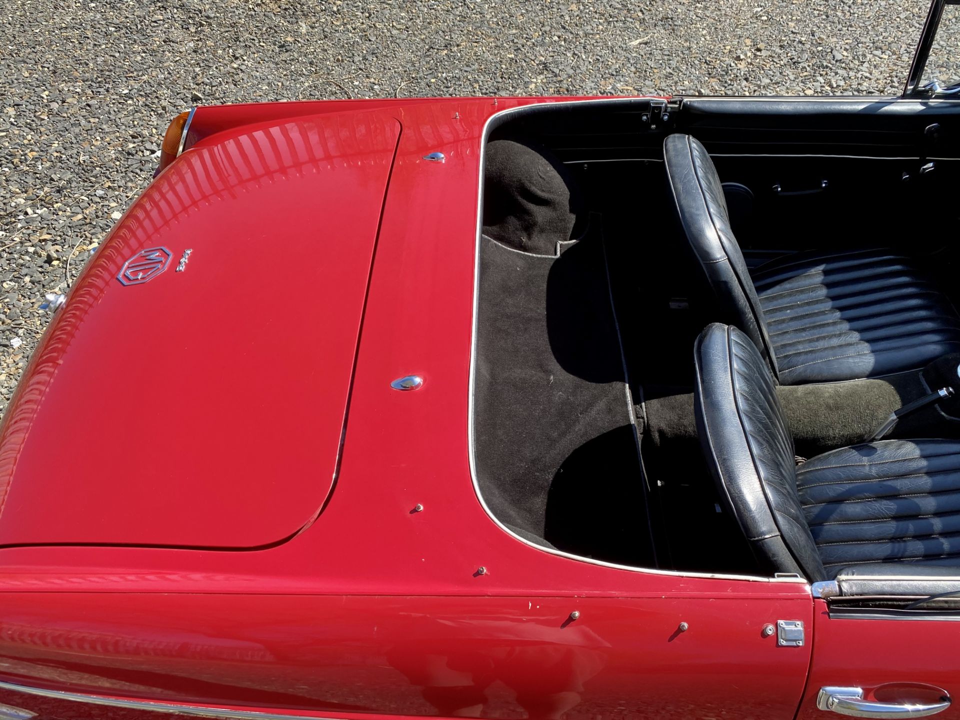 MGB Roadster - Image 46 of 60