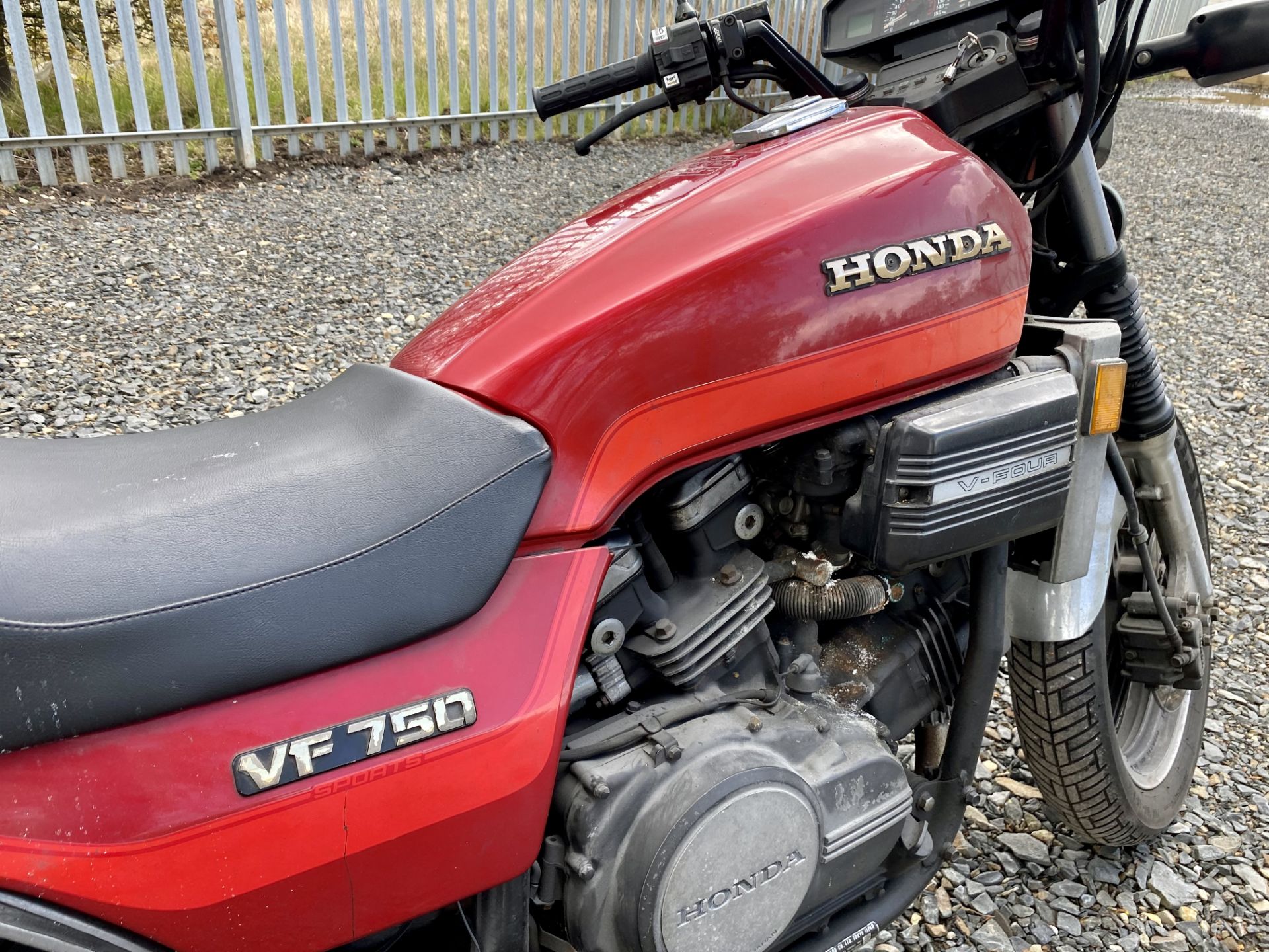 Honda VF750 - Image 17 of 23