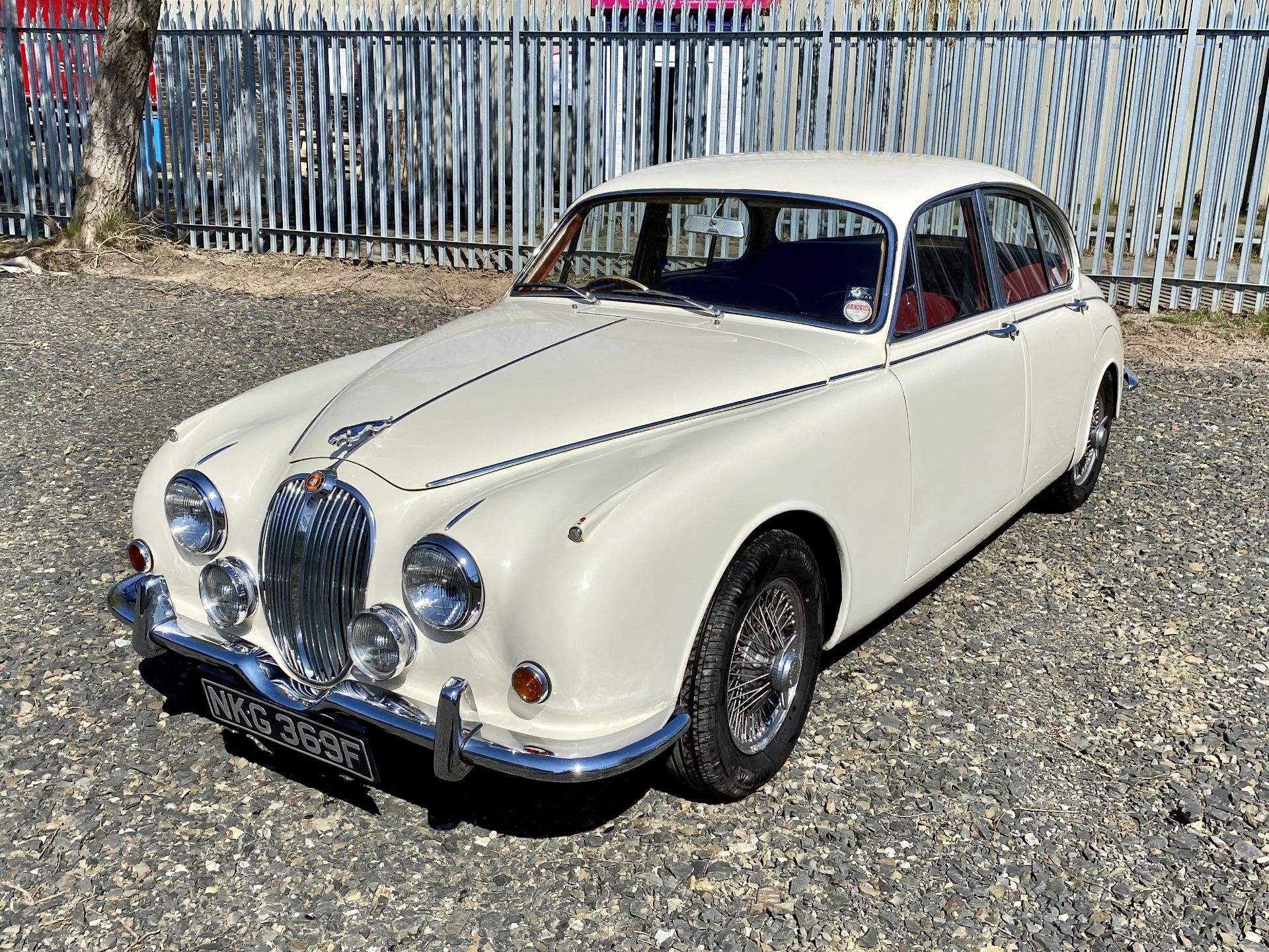 Jaguar MK2 2.4 Saloon - Image 15 of 61