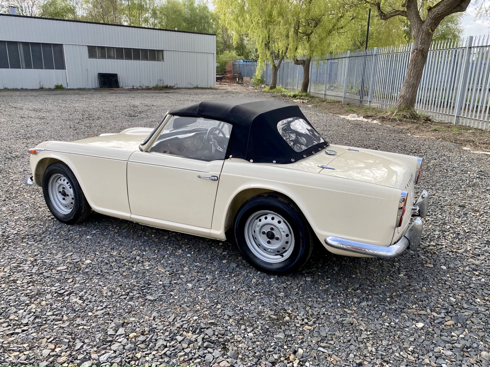 Triumph TR4A - Image 12 of 53