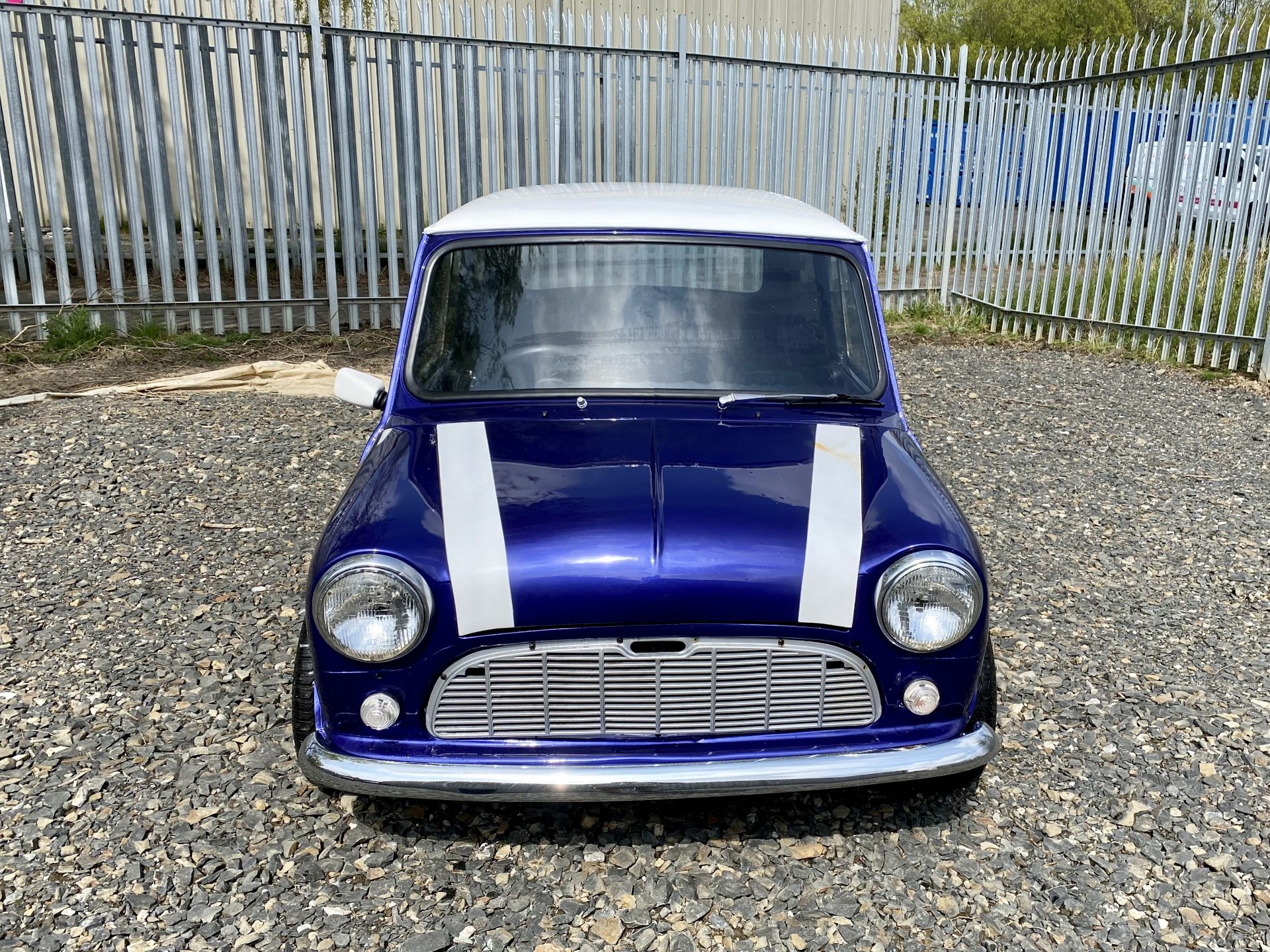 Mini MK2  - Image 16 of 42