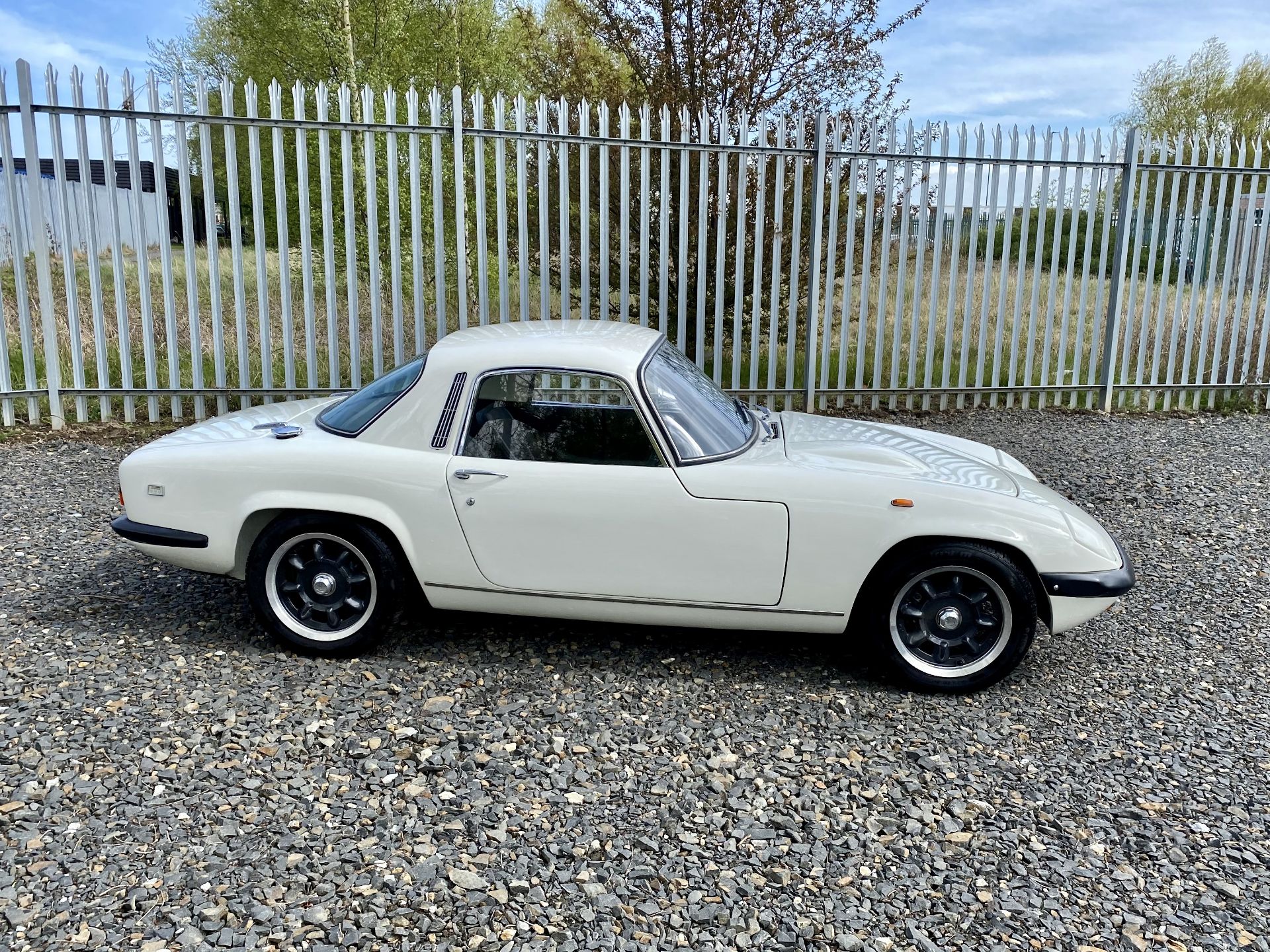 Lotus Elan S4 - Image 4 of 57