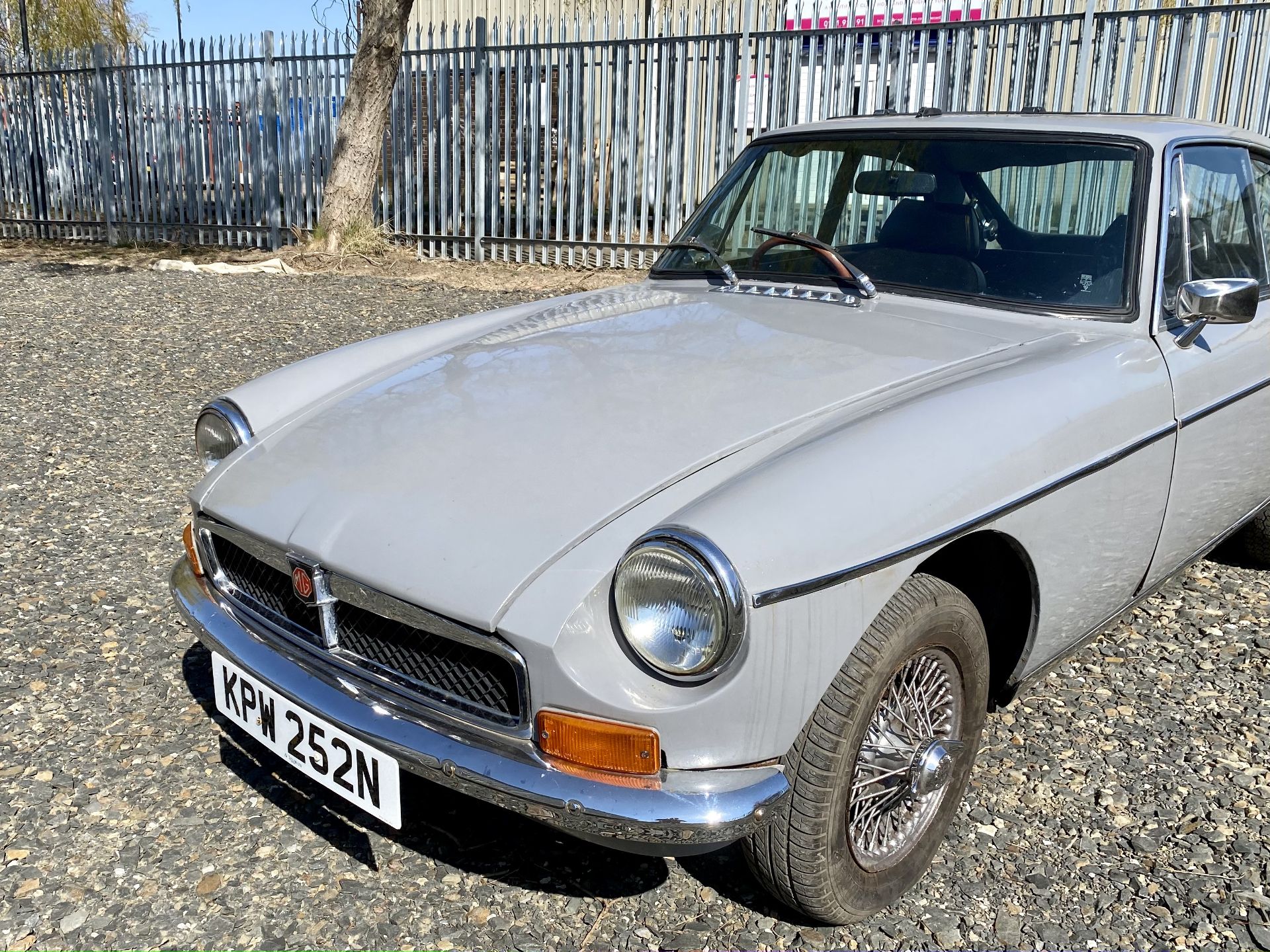 MGB GT - Image 27 of 47