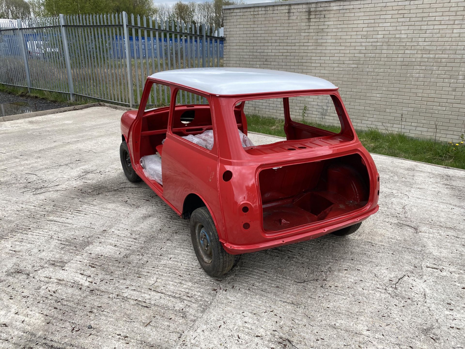 Mini Rolling Shell 1967 - Image 9 of 19