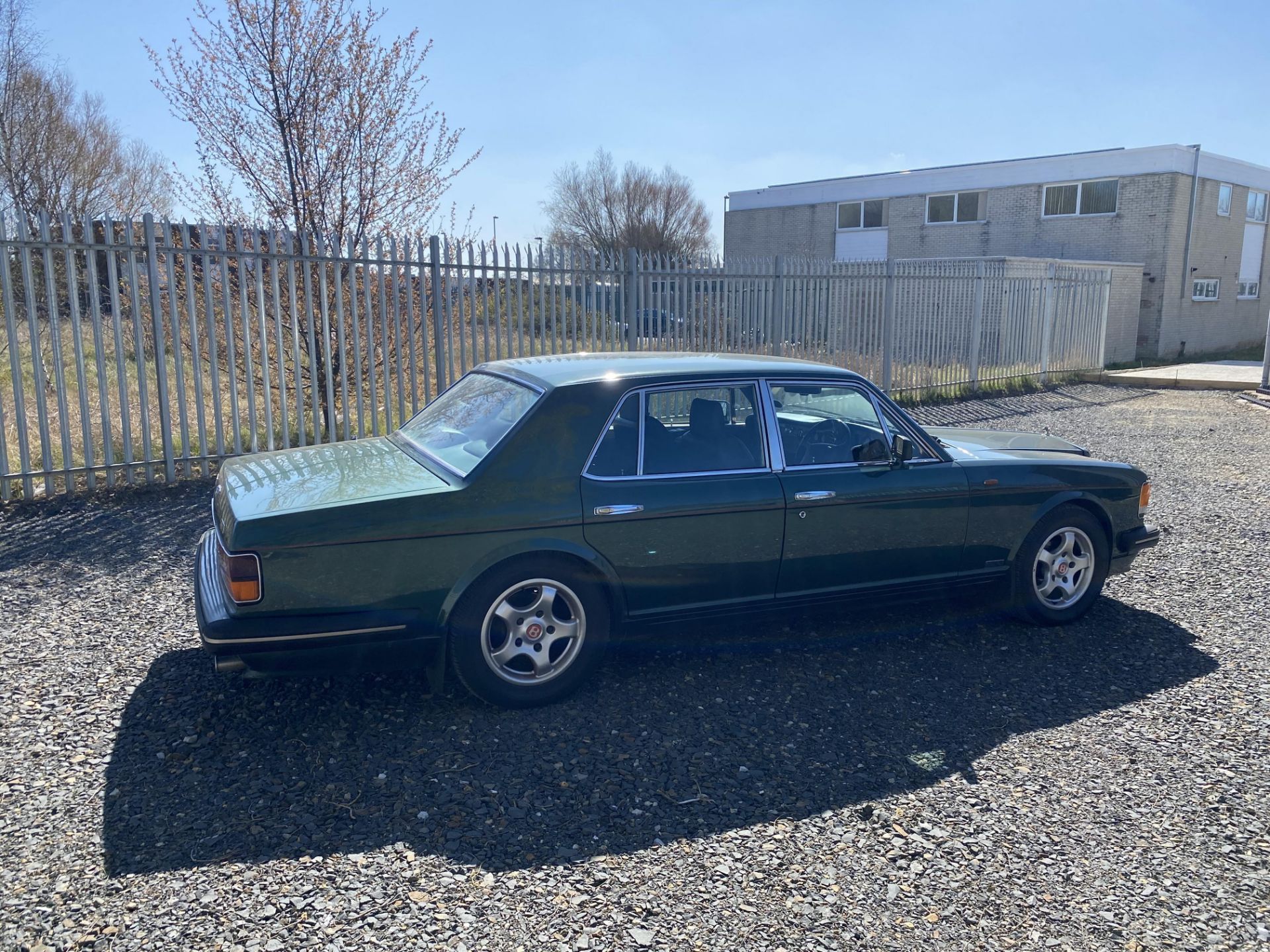 Bentley Turbo R - Image 12 of 57