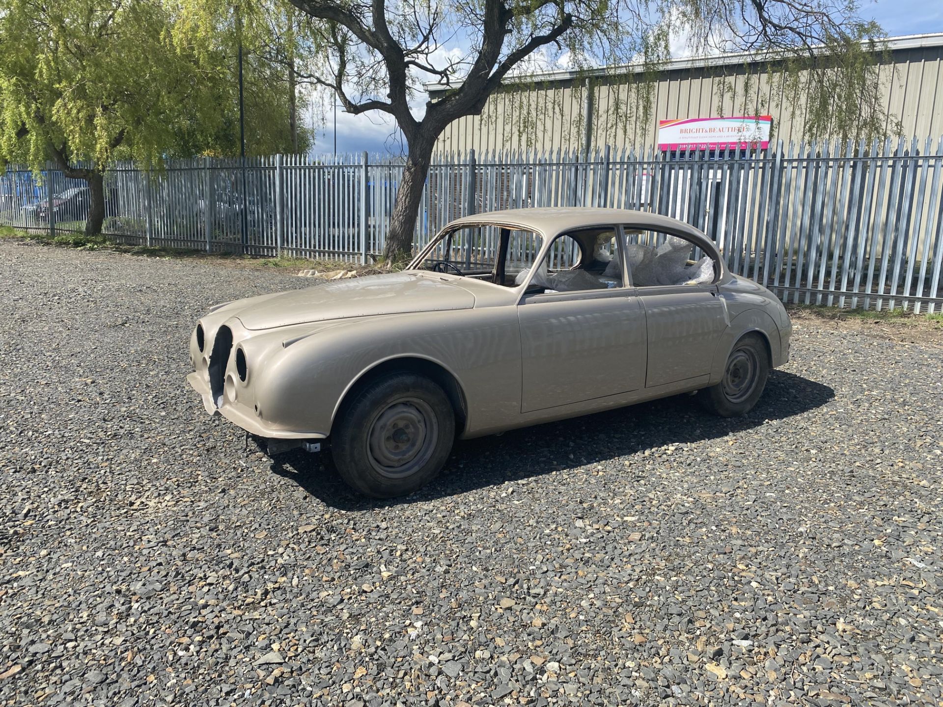 Daimler 250 Saloon - Image 11 of 20