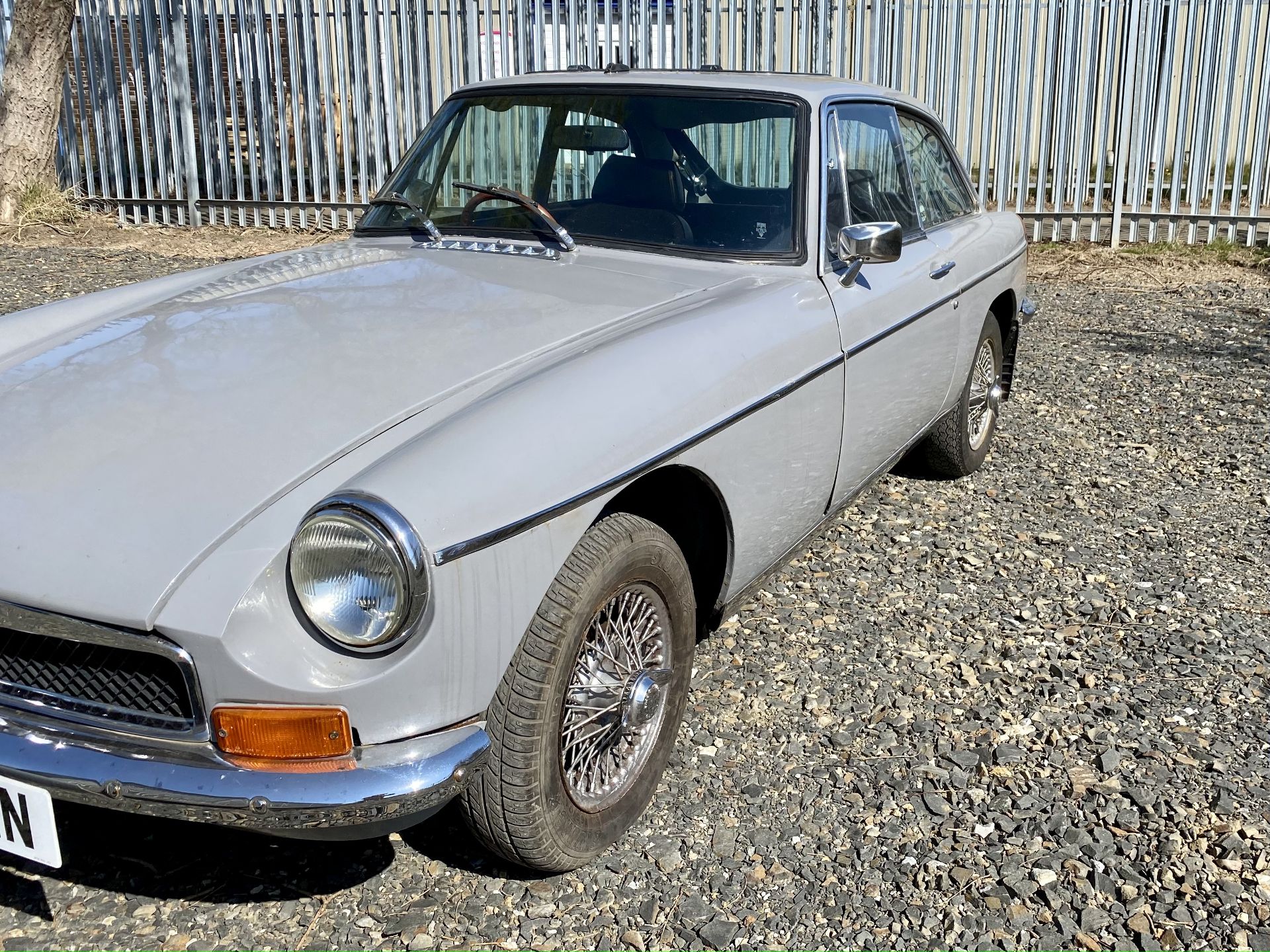 MGB GT - Image 26 of 47