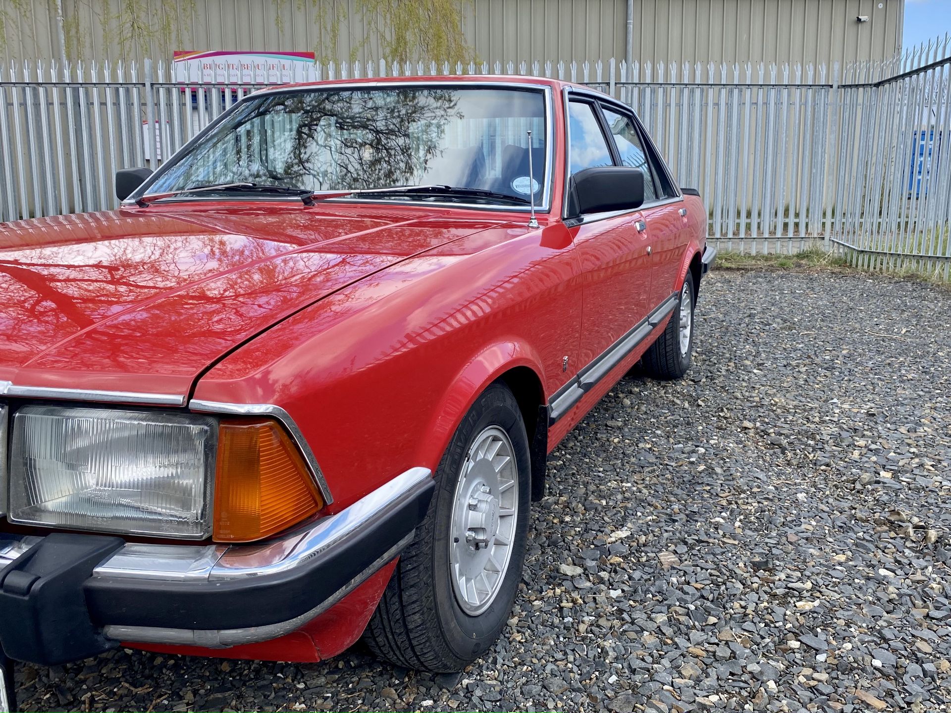 Ford Granada Ghia 3.0 - Image 46 of 51